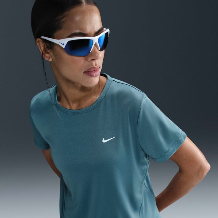 نايكي تيمبو image number 0 نايكي تيمبو image number 0