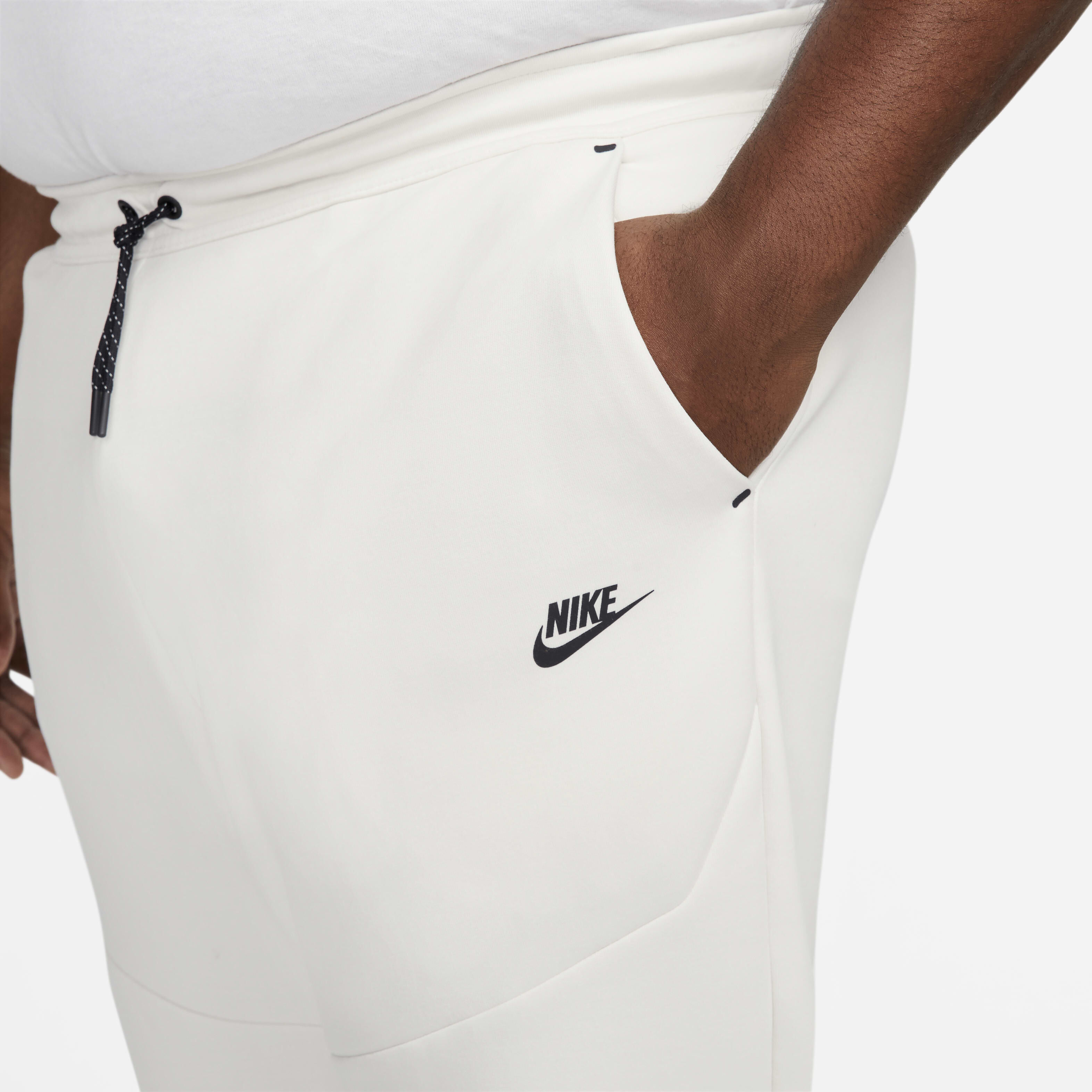 Nike Sportswear Tech Fleece image number 7