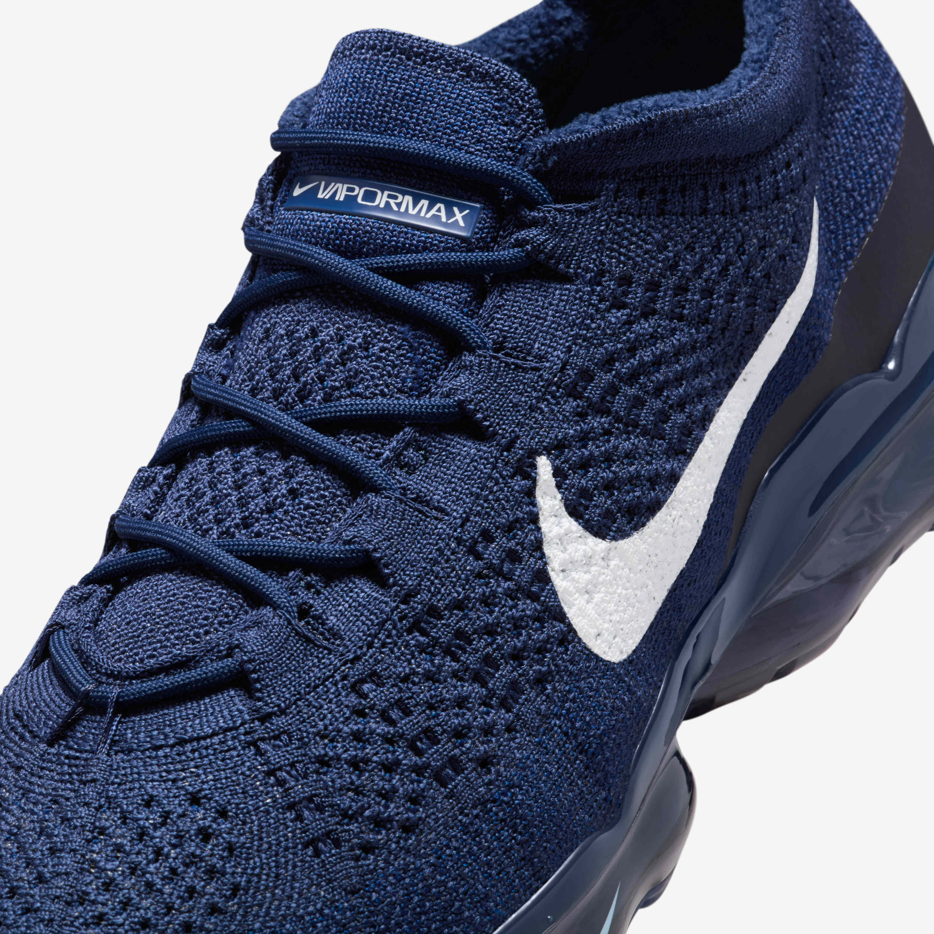 blue nike air vapormax flyknit