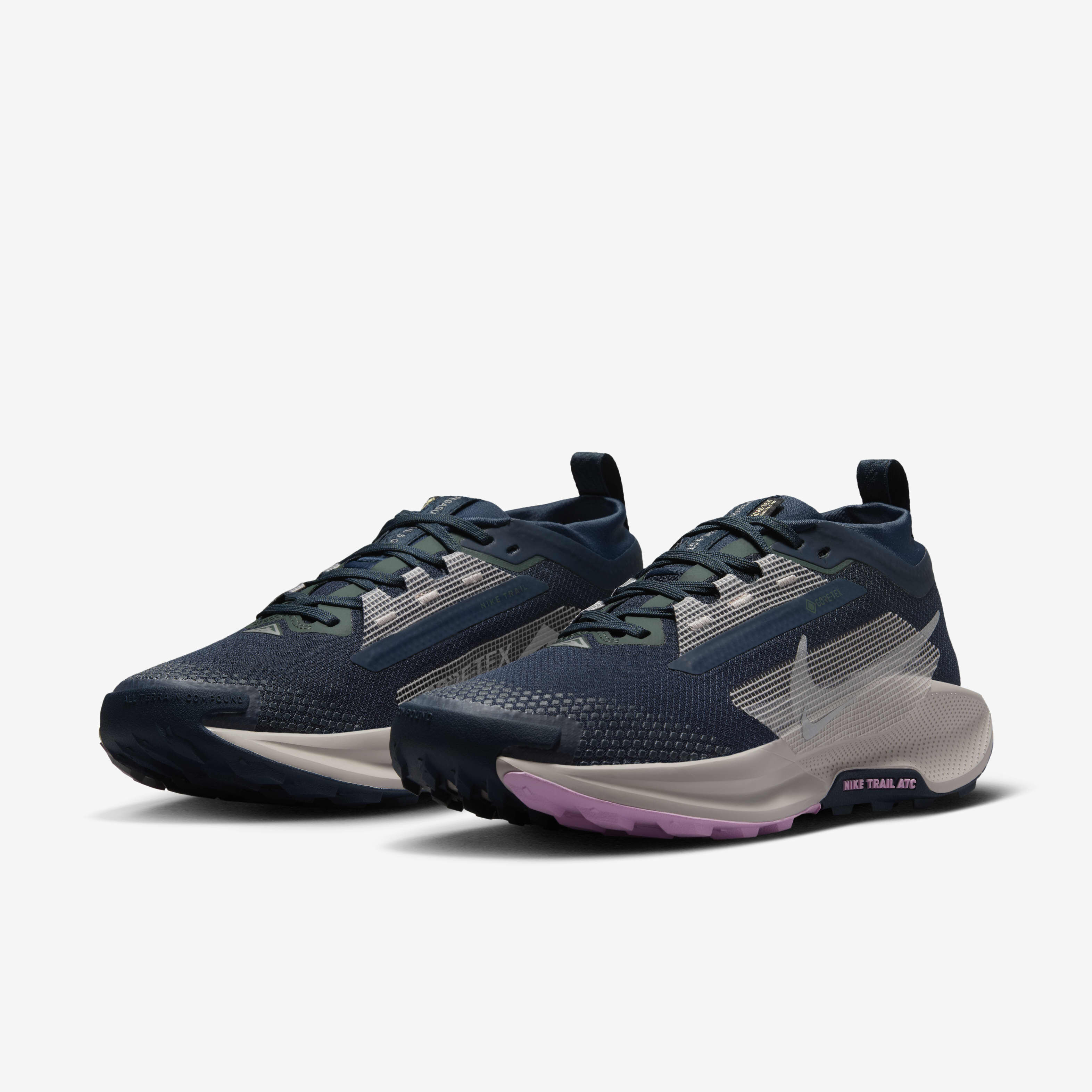 Nike waterproof shoes top