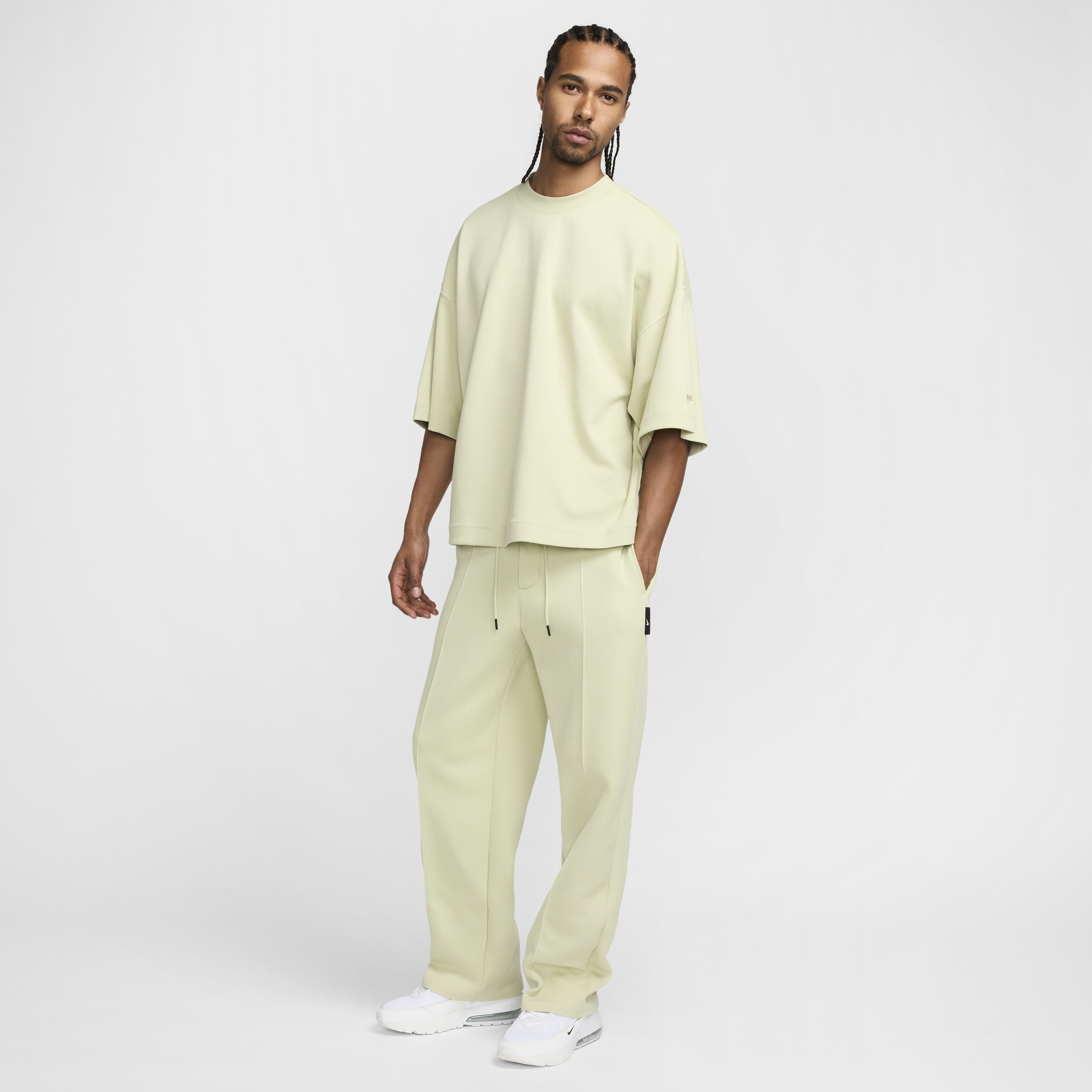 نايكي تك image number 5