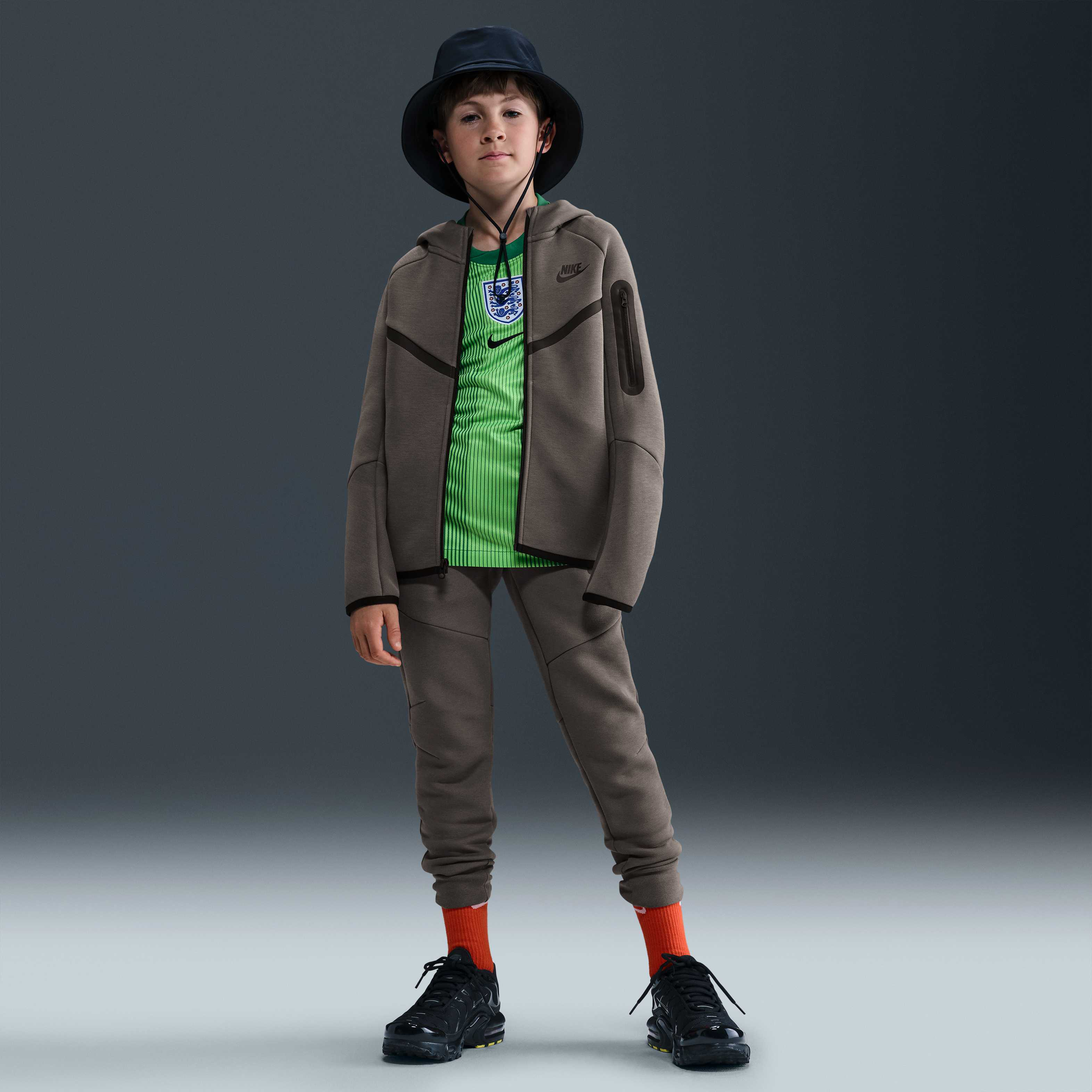 نايكي سبورتسوير تك فليس image number 3