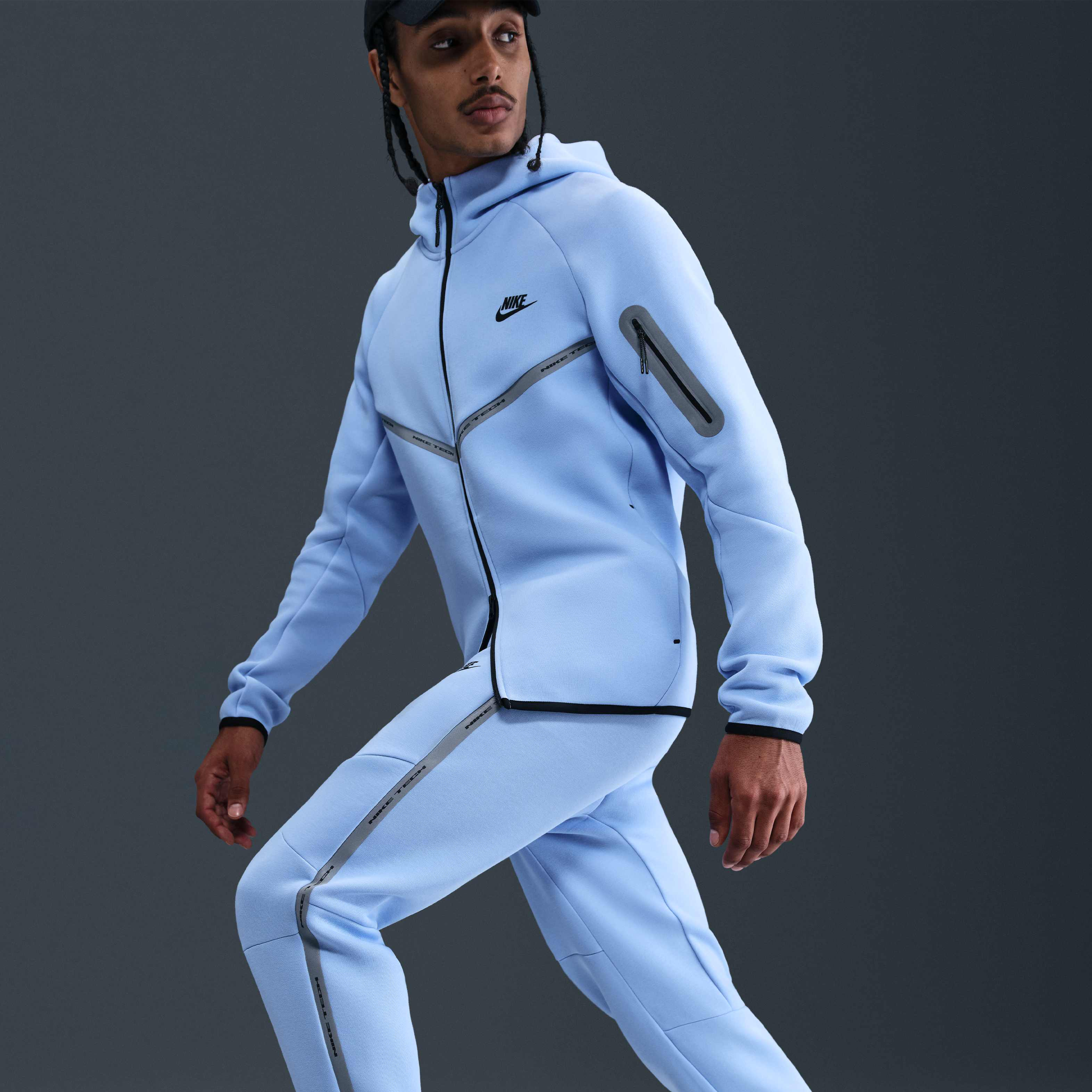 نايكي تك image number 4