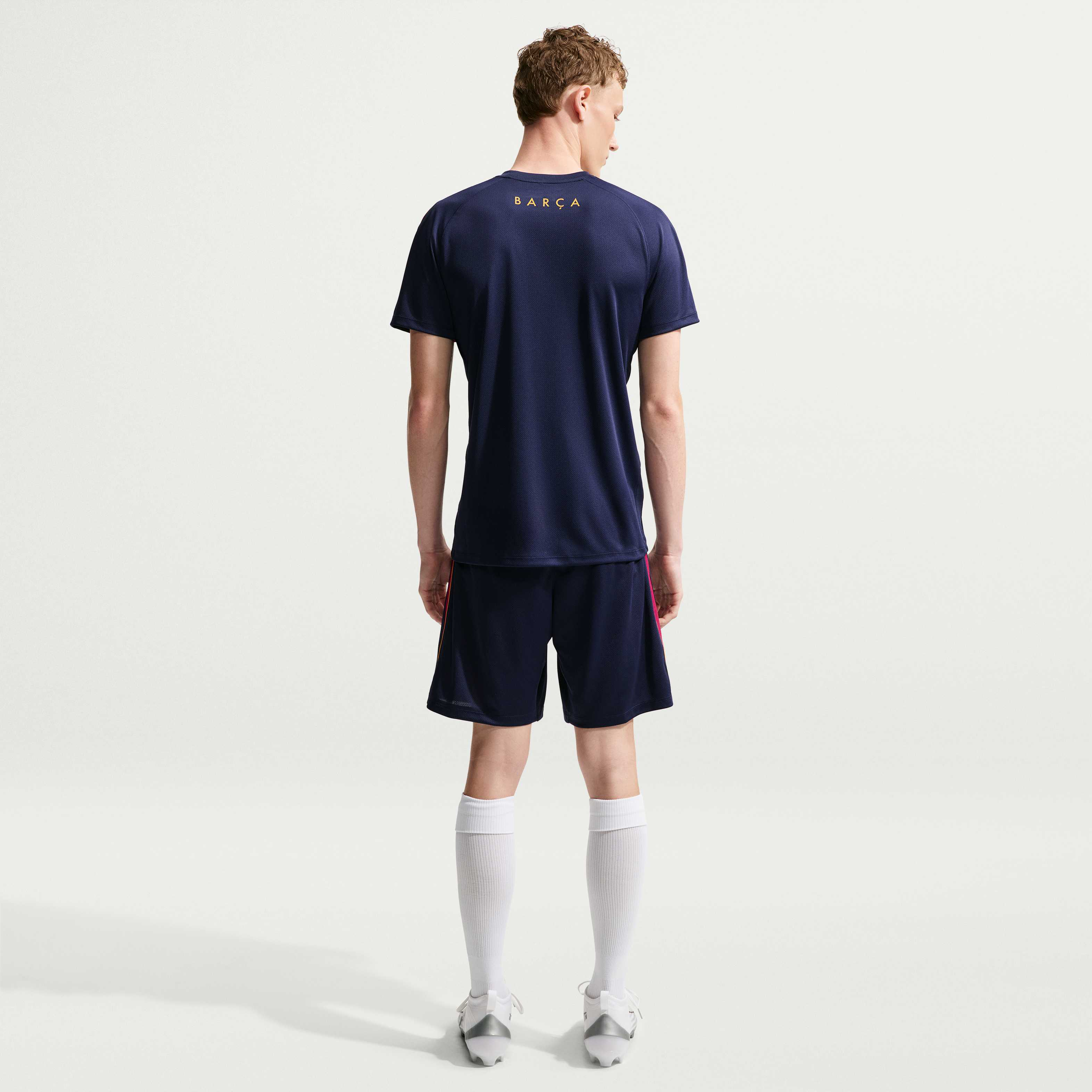 F.C. Barcelona Strike image number 9