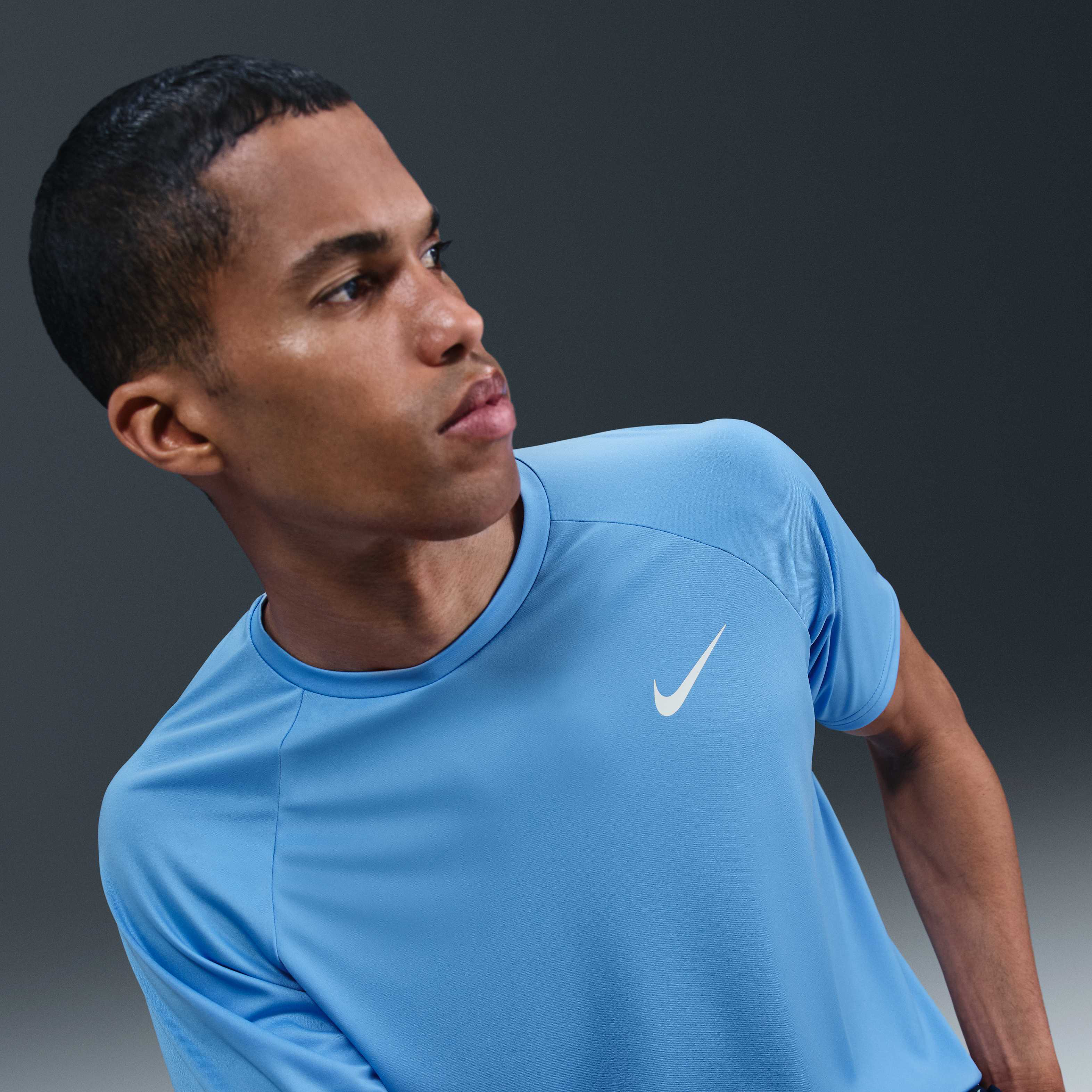 نايكي ايسنشال image number 2