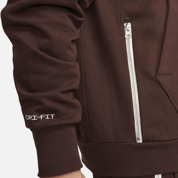 Nike Standard Issue image number 4 Nike Standard Issue image number 4