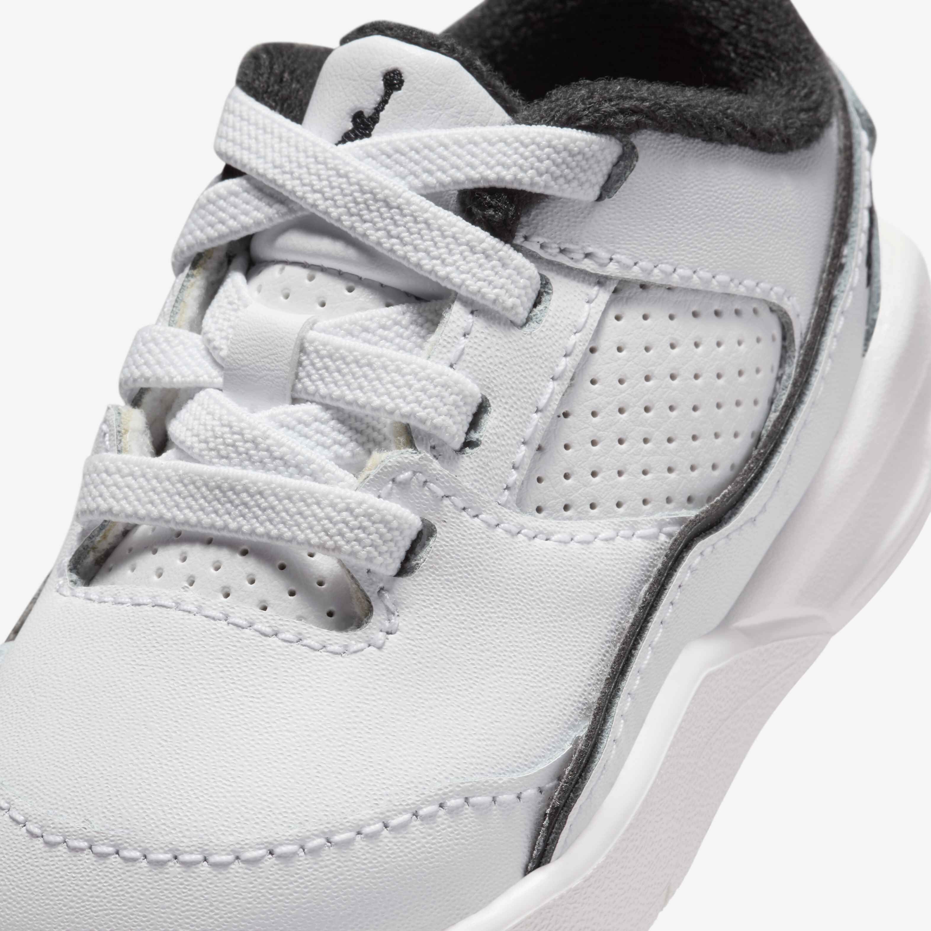 Jordan Flight Court image number 6