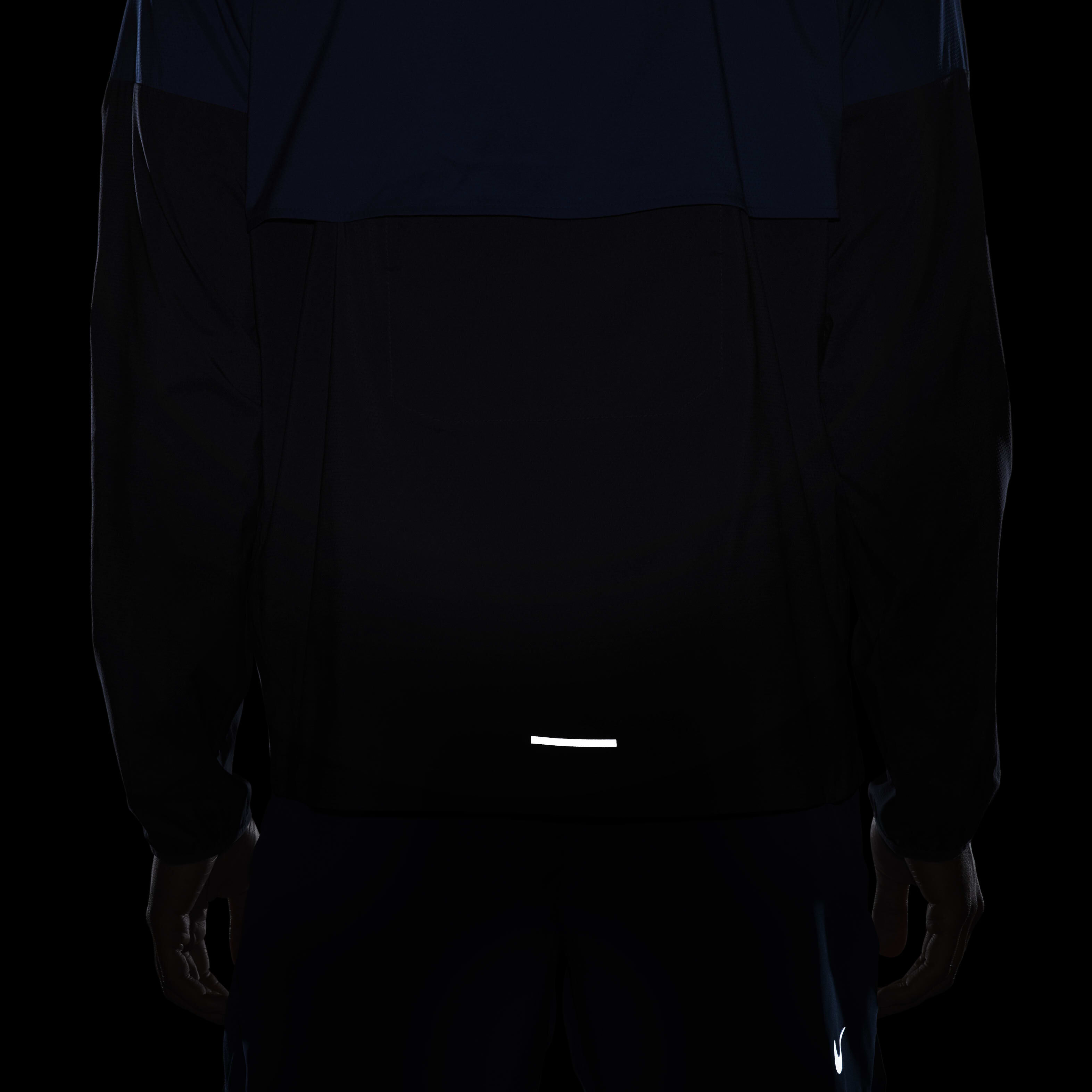 Nike Windrunner image number 9