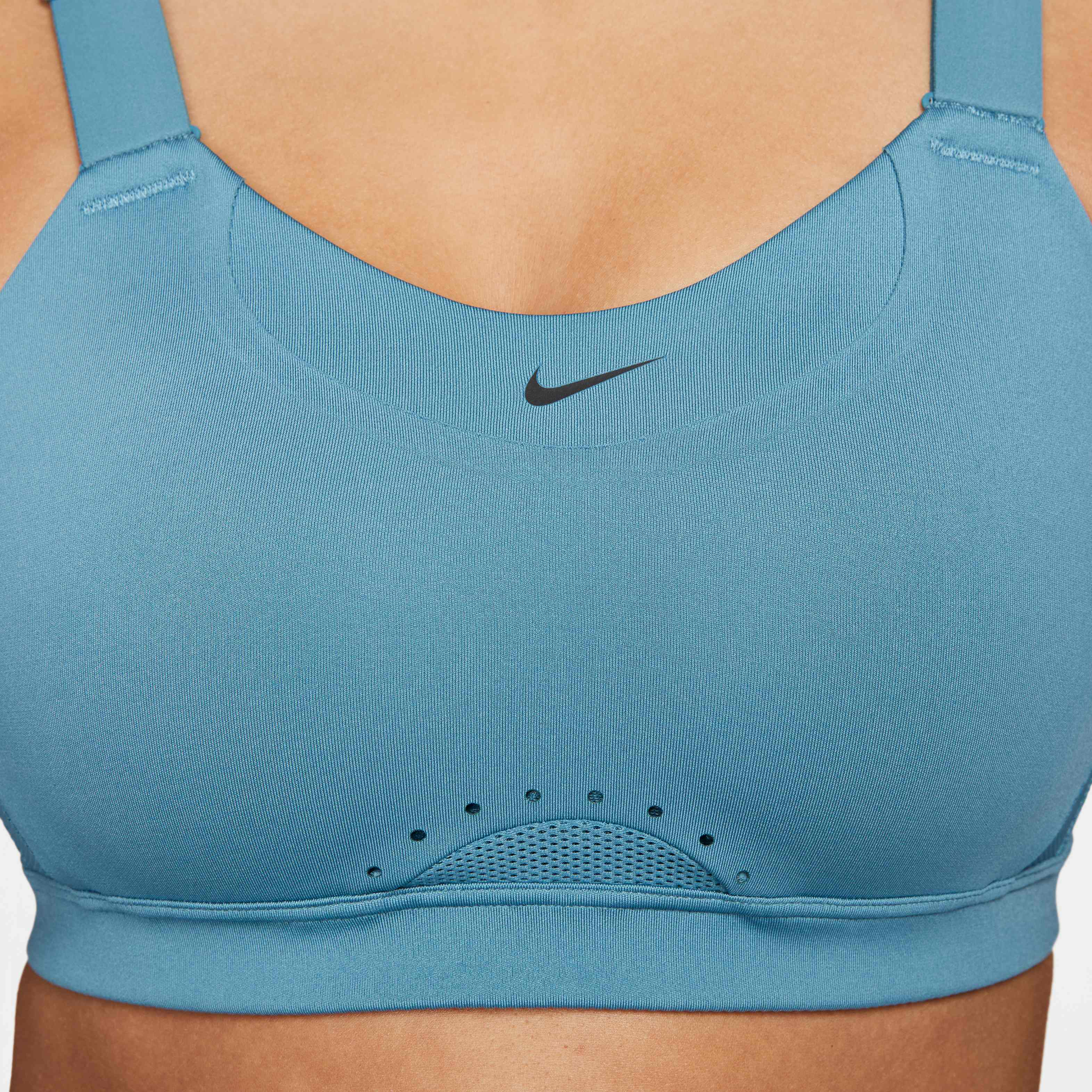 Nike Alpha image number 2