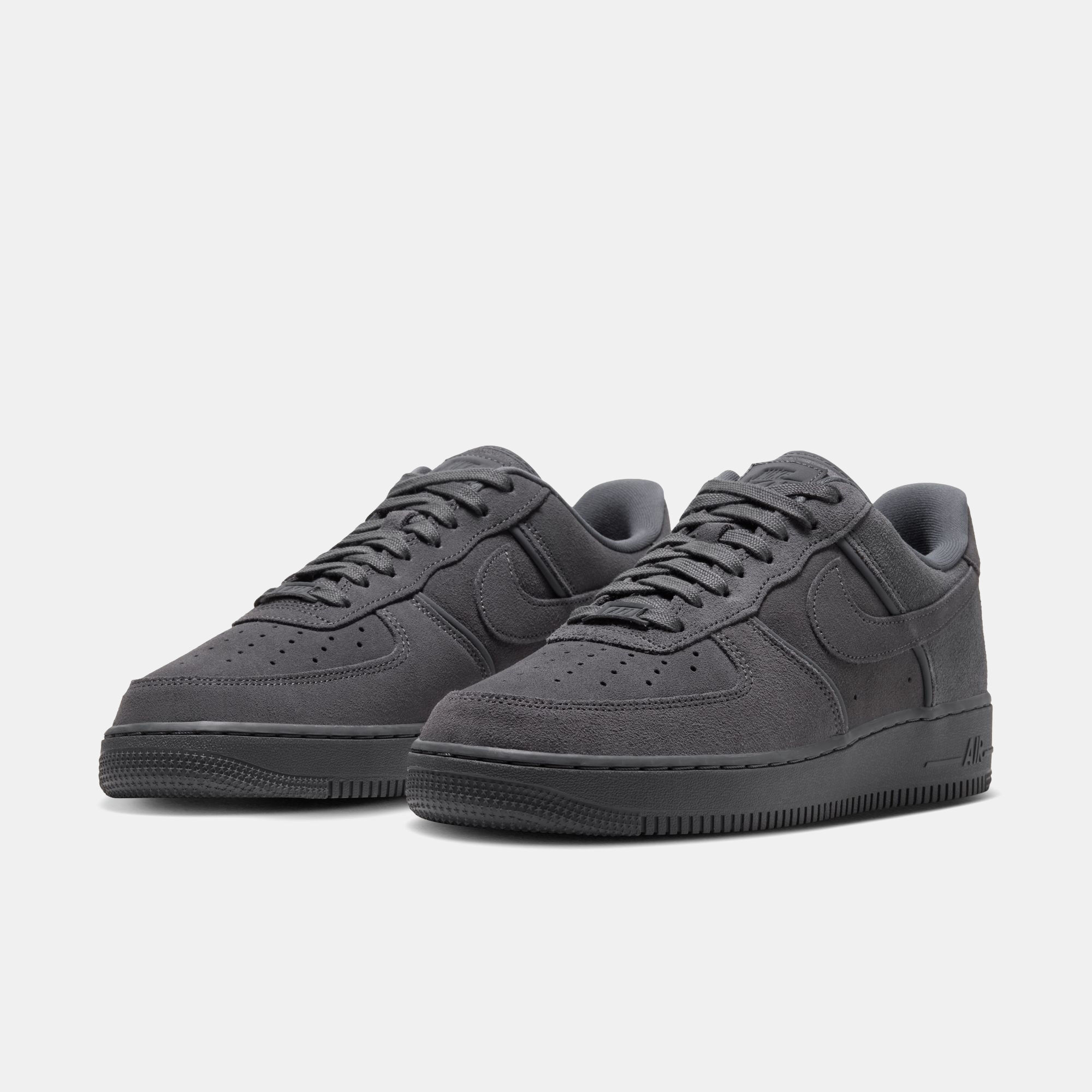 Nike Air Force 1 '07 LV8 image number 2
