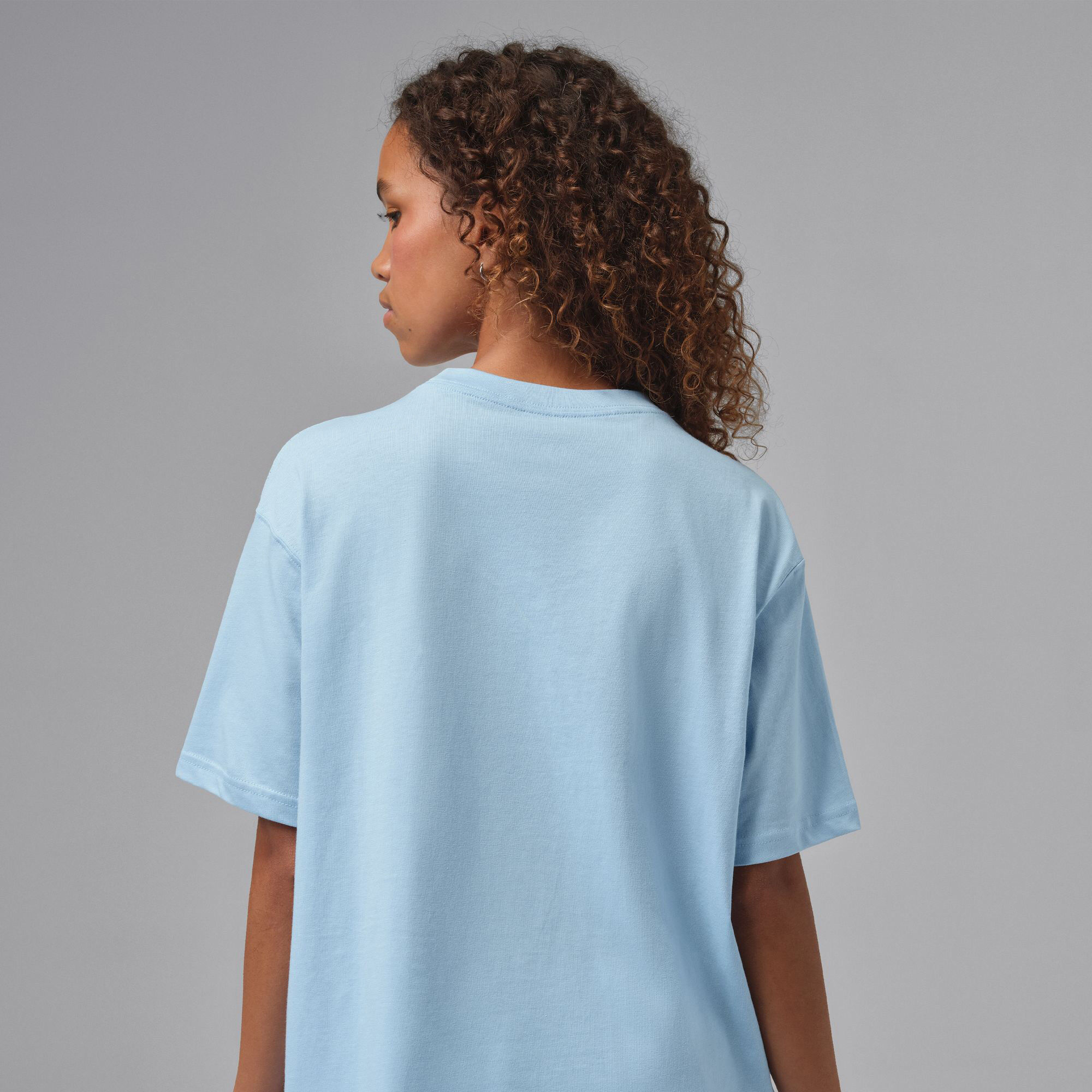 Jordan Brooklyn image number 3