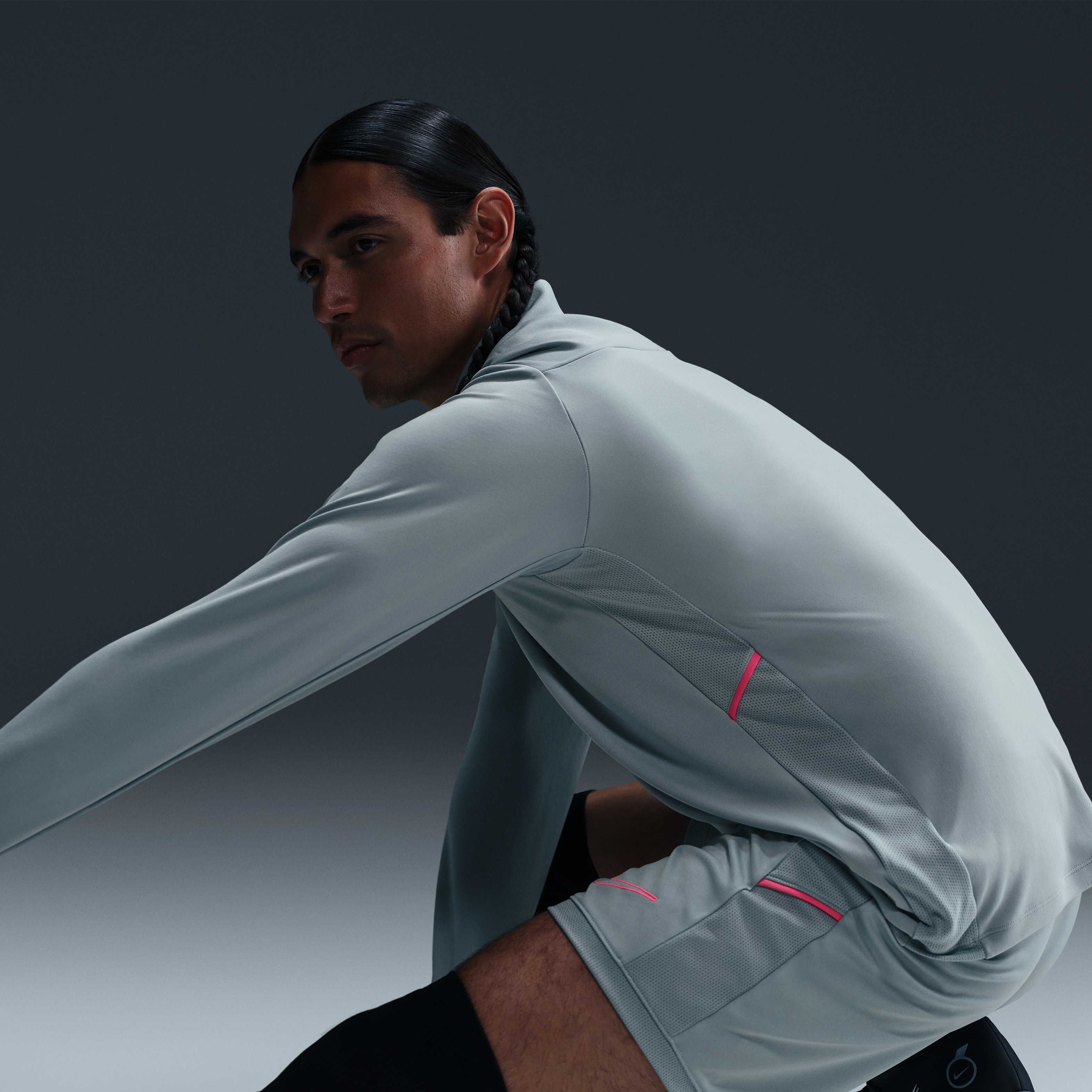 نايكي أكاديمي image number 2