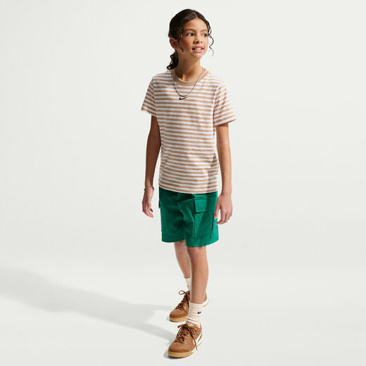 أساسيات يومية-نايكي, نايكي سبورتسوير, تيشيرت للأطفال الكبار