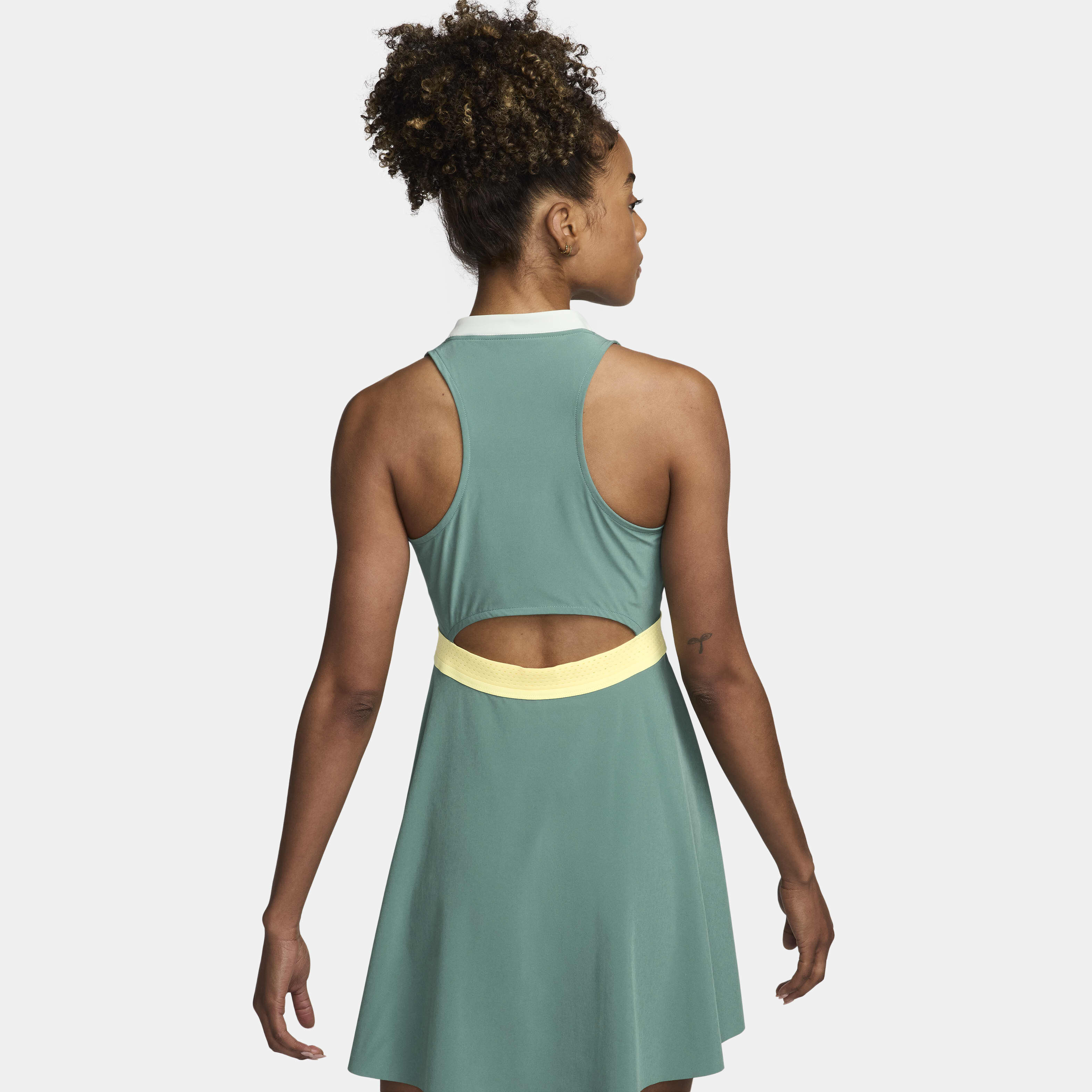 Nike Dri-FIT Advantage image number 1