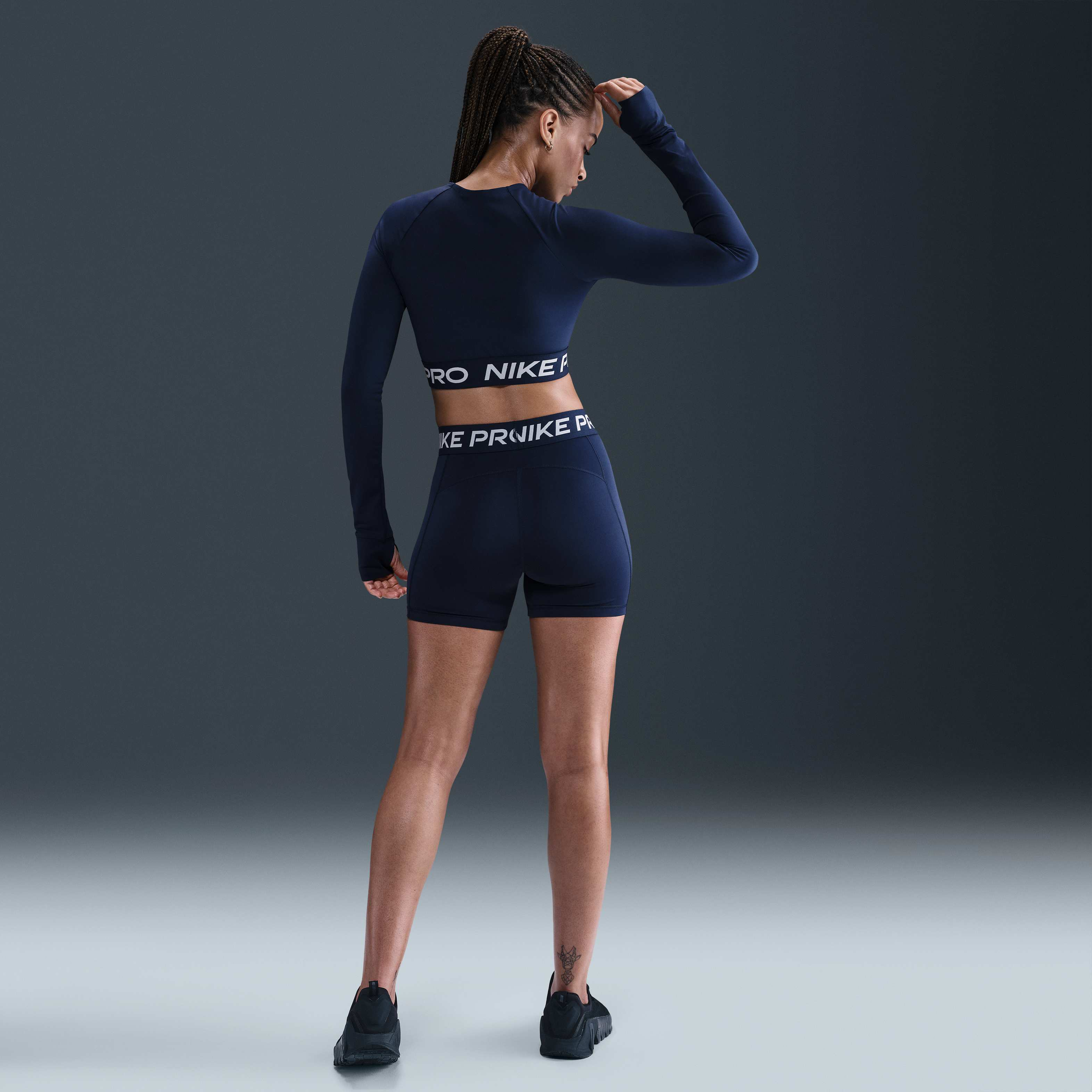 نايكي برو image number 4