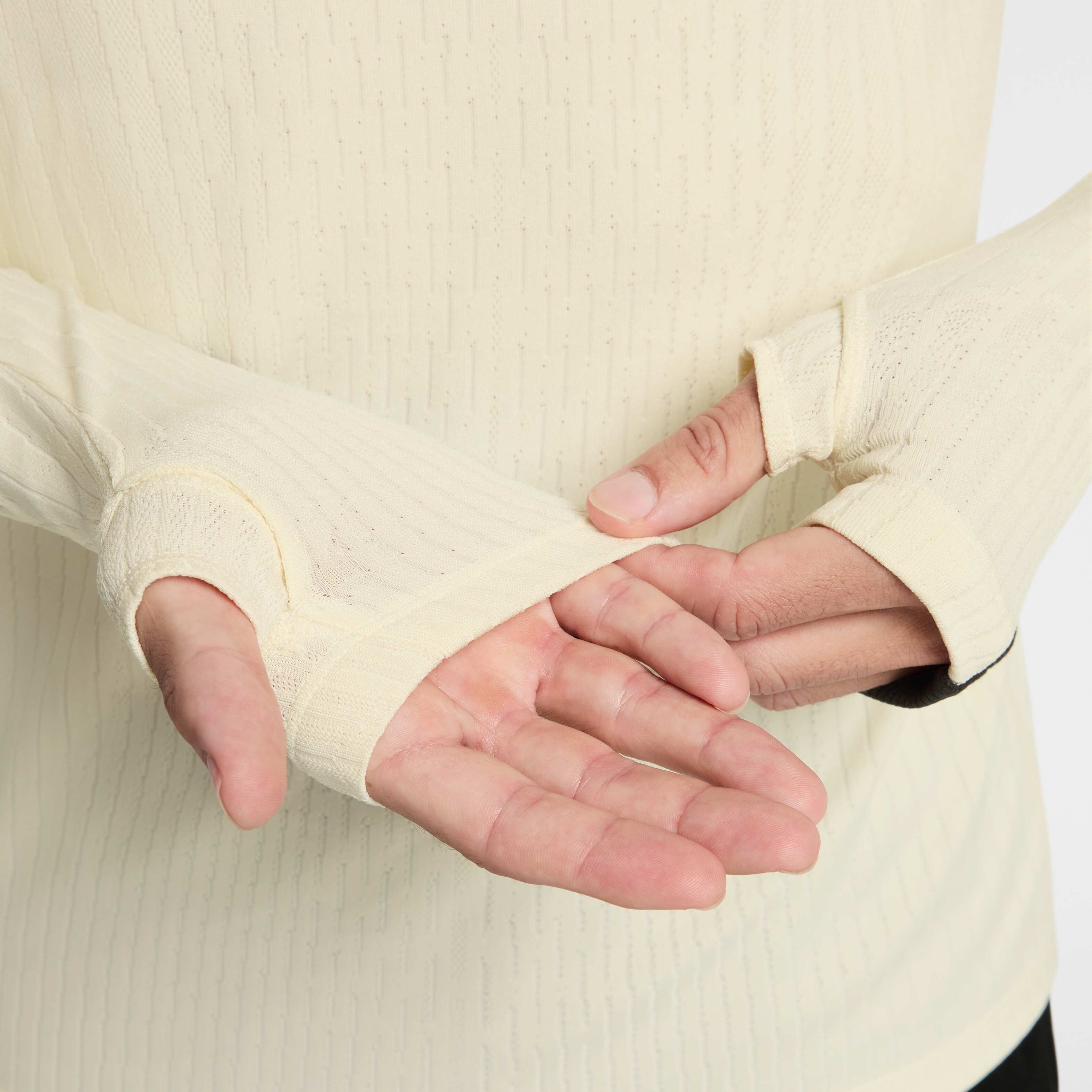 ليفربول سترايك ايليت اس اي image number 4