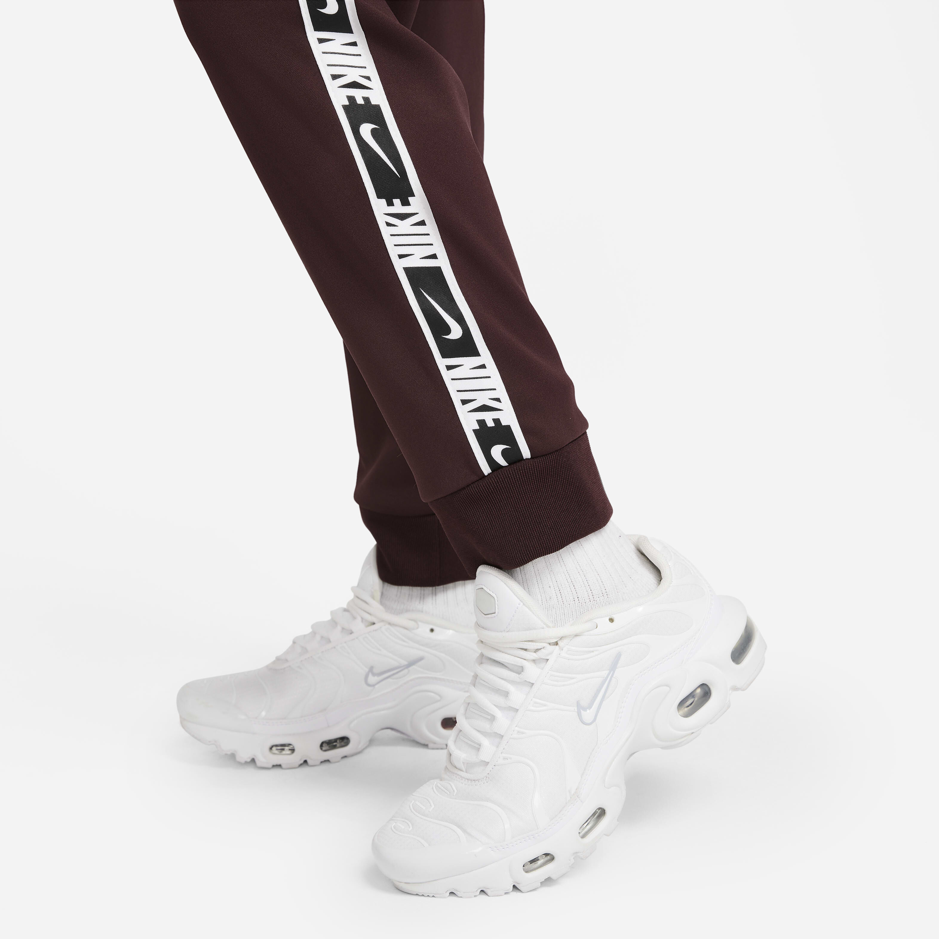 نايكي سبورتسوير image number 5