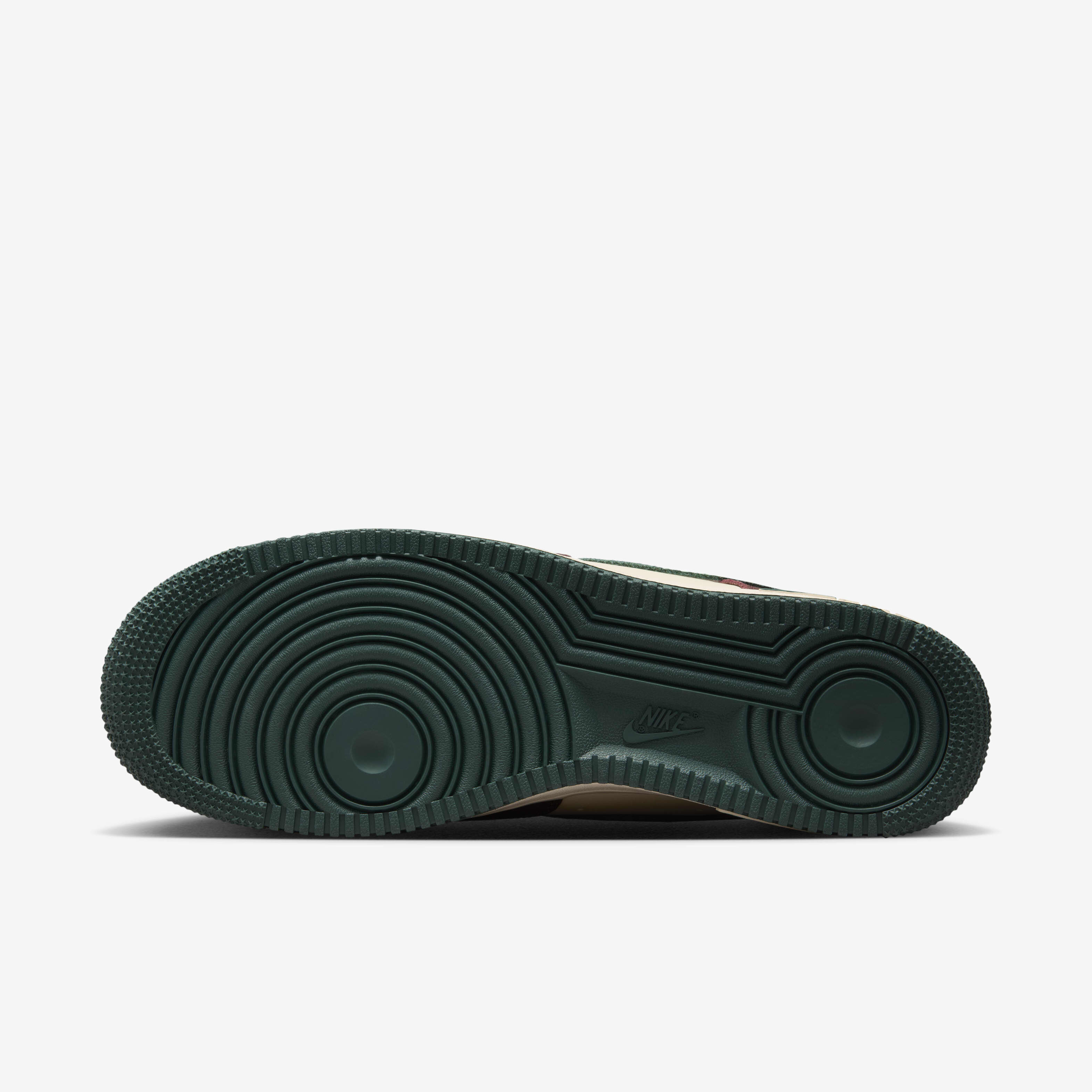 Nike Air Force 1 '07 LV8 image number 1