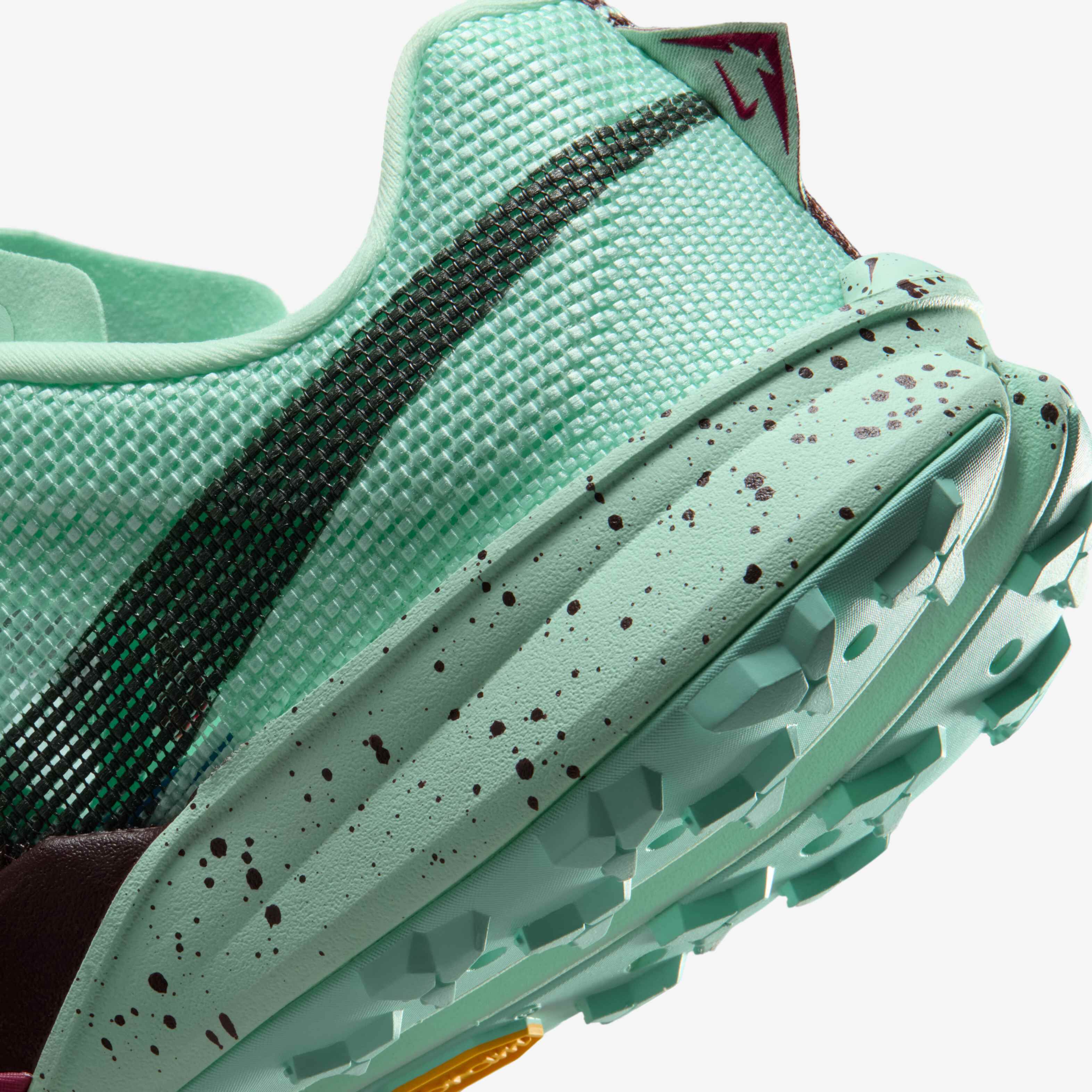 Nike Kiger 10 image number 7