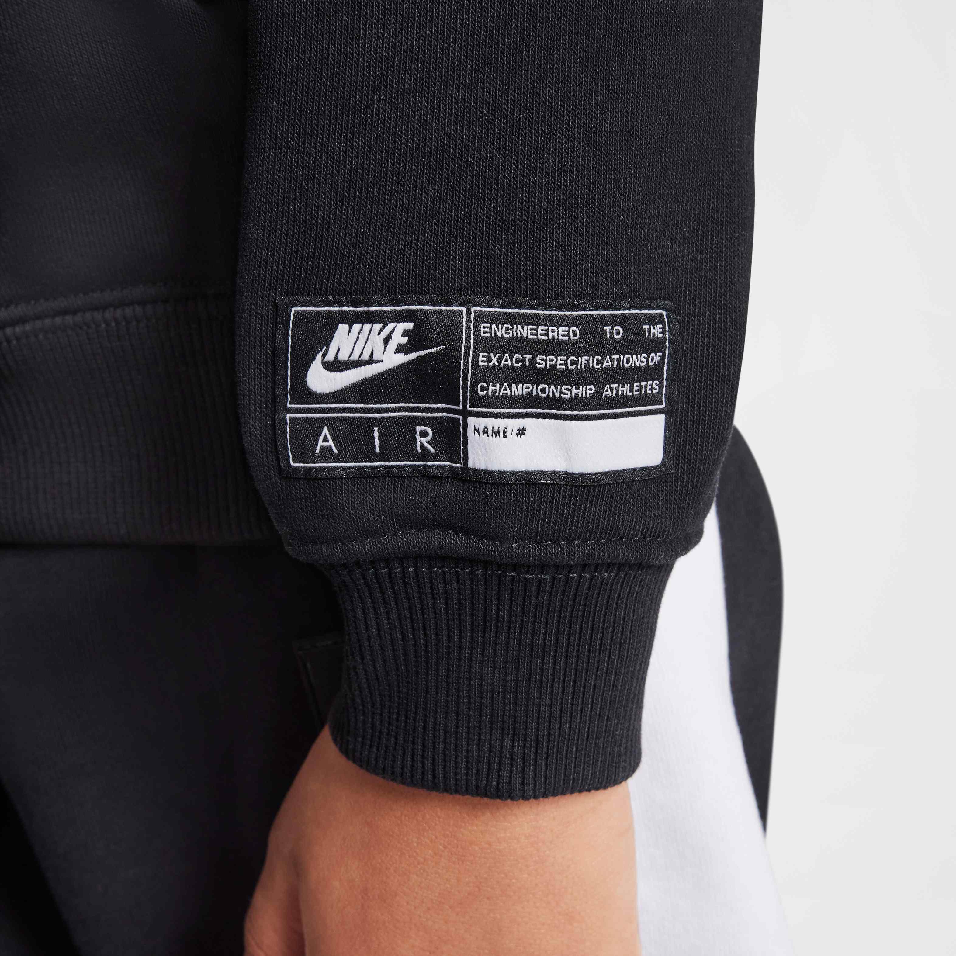 نايكي سبورتسوير image number 6