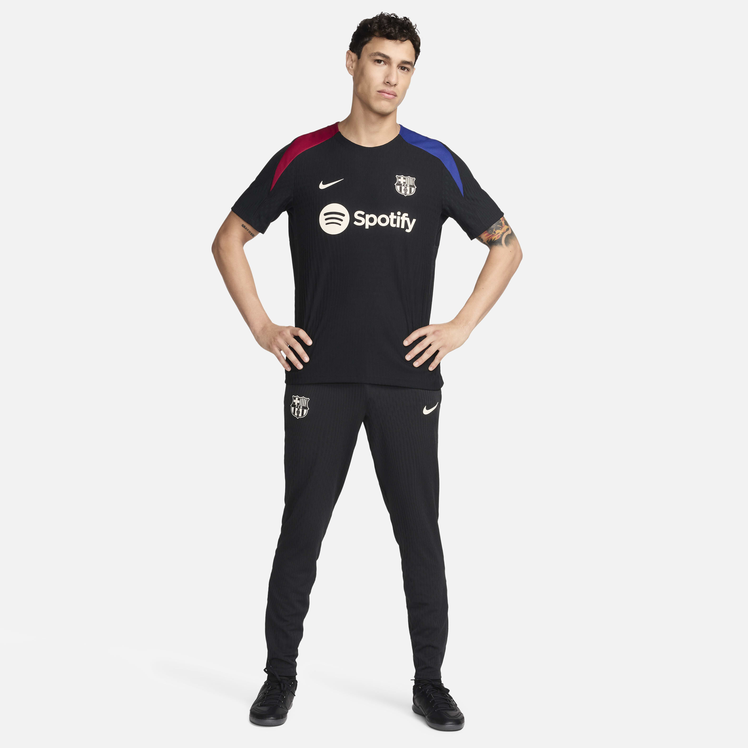 برشلونة سترايك ايليت image number 6