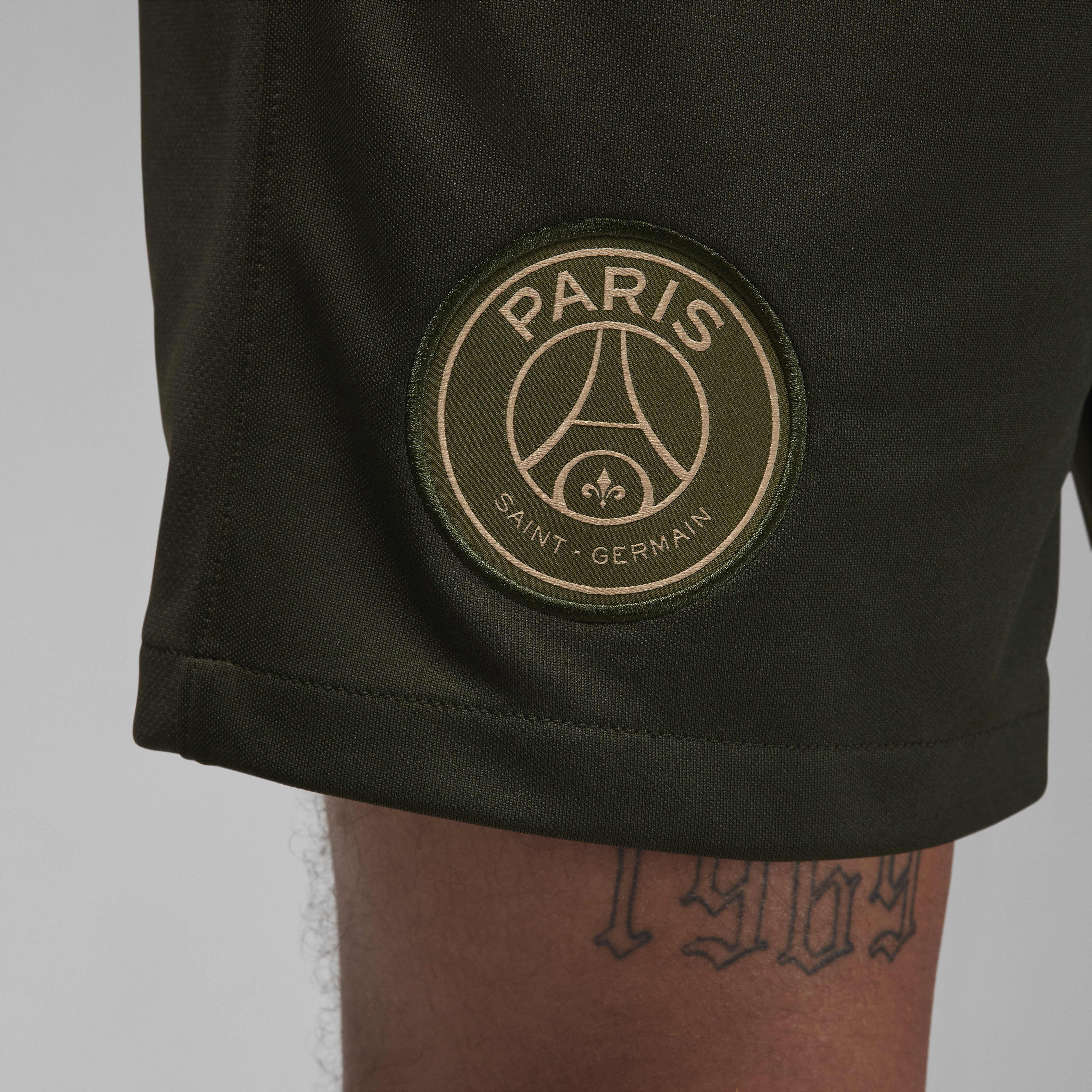 Paris Saint-Germain 2023/24 Stadium Fourth image number 3