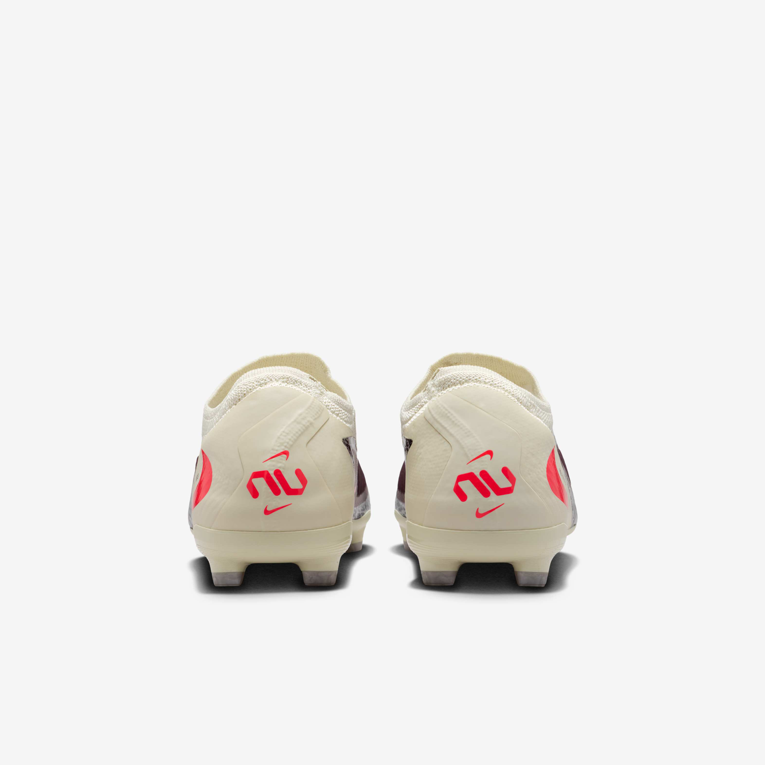 Nike United Jr Phantom 6 Low Pro image number 5