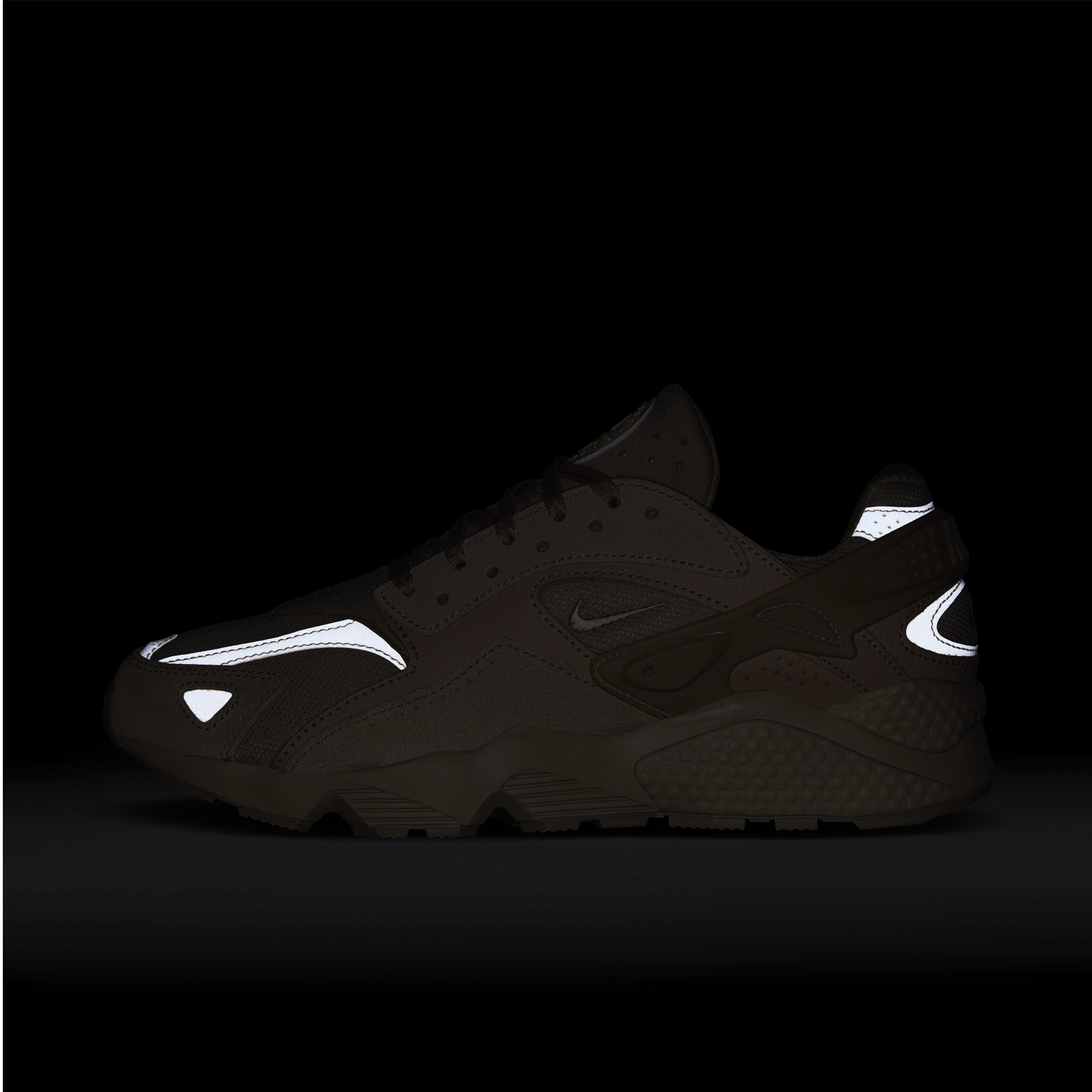 Buy Nike Air Huarache Runner Men s Shoes Nike Kuwait Official