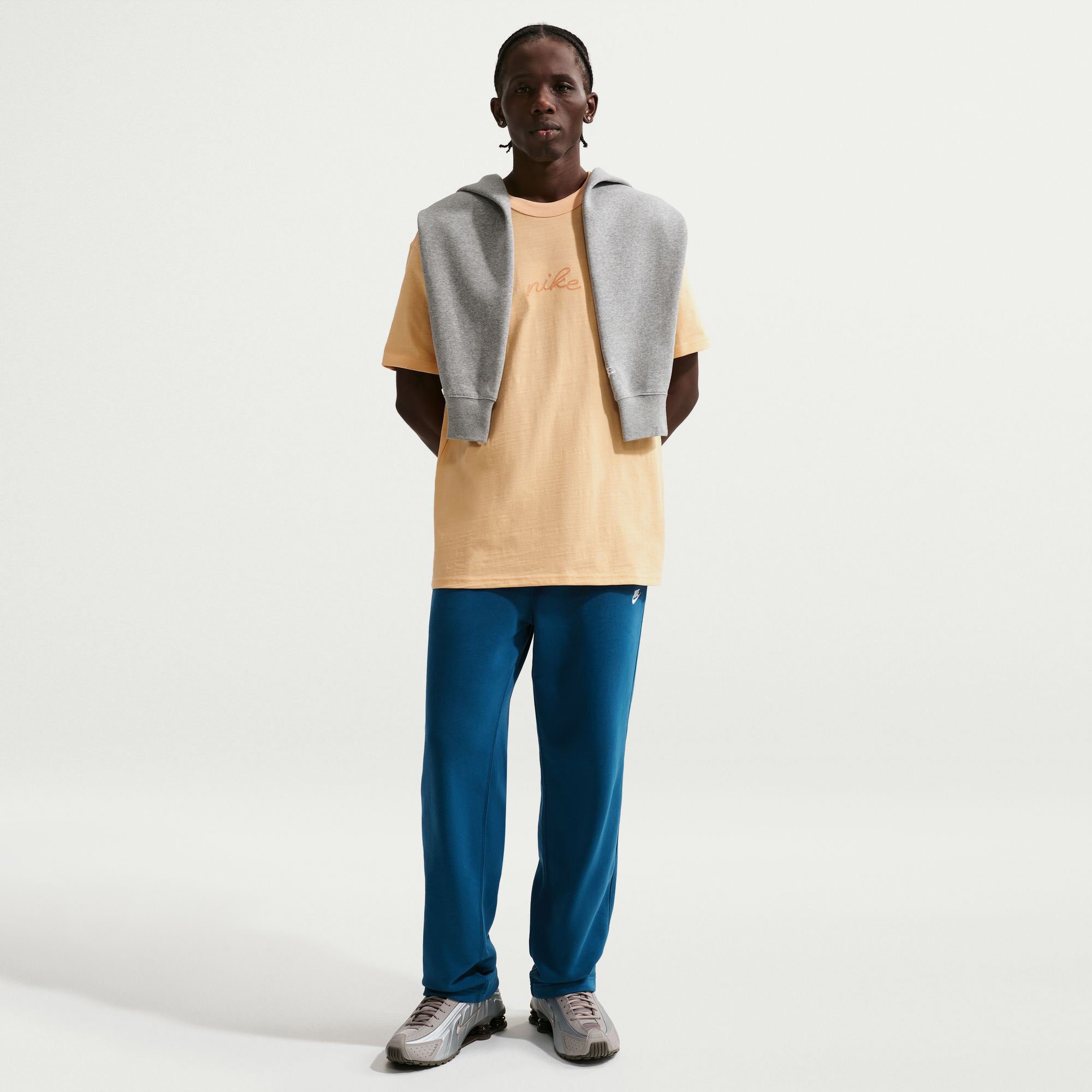 نايكي كلوب image number 0