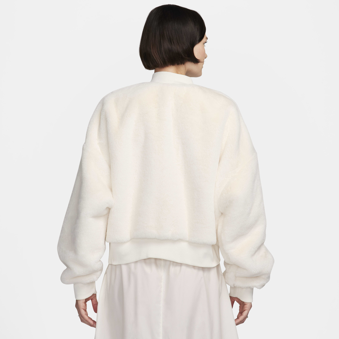 نايكي سبورتسوير image number 1 نايكي سبورتسوير image number 1