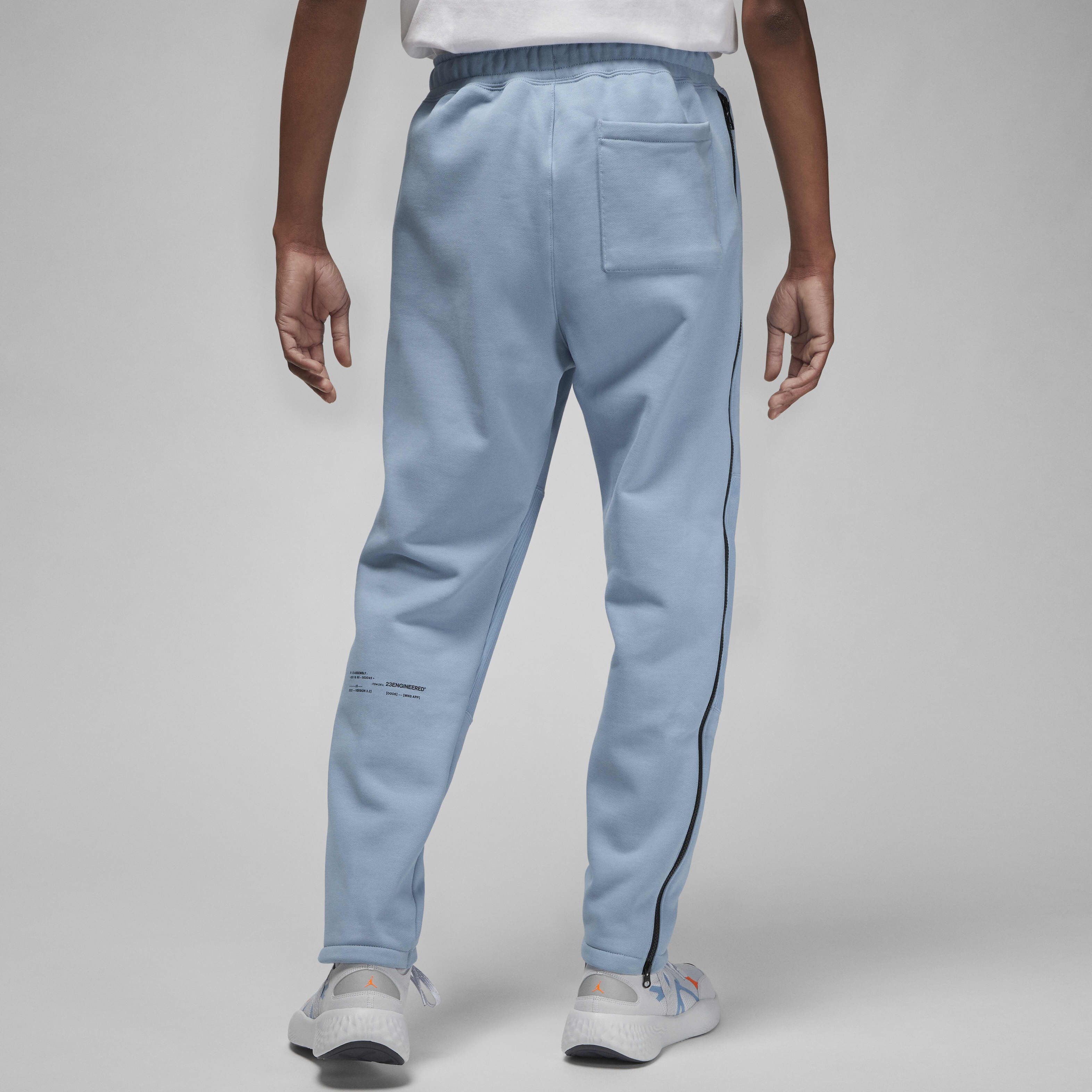 Buy Jordan 23 Engineered Men s Fleece Trousers Nike Kuwait Official