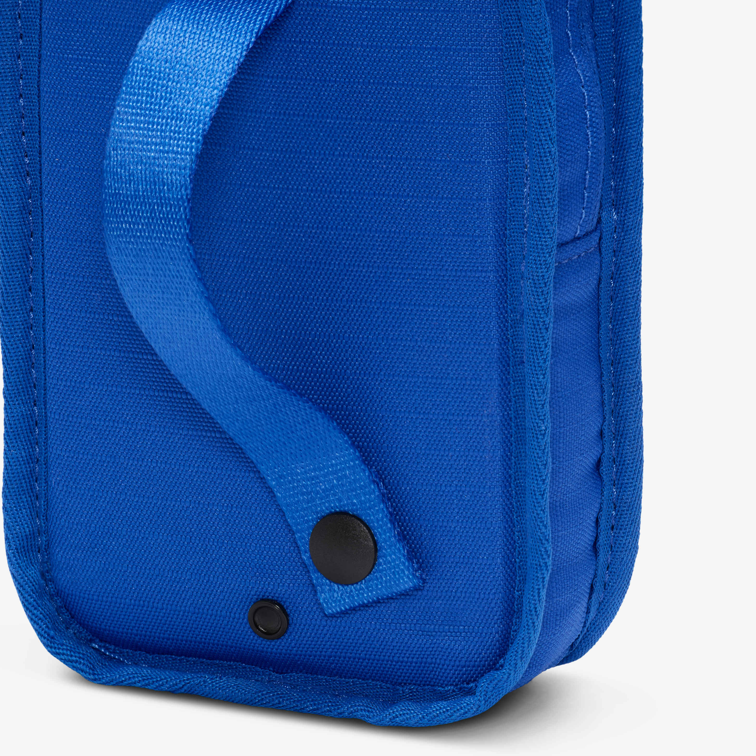 نايكي كلوب image number 6