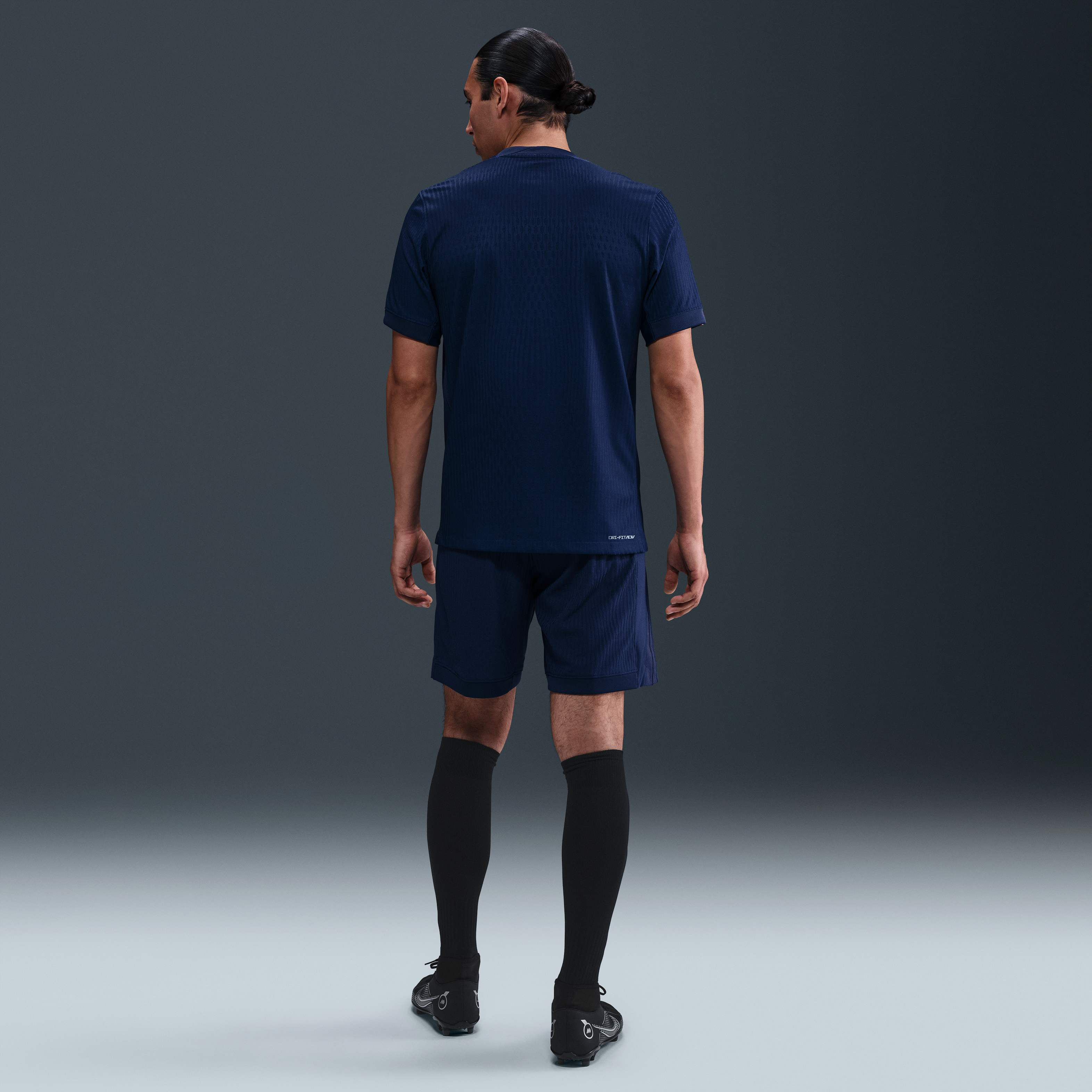 Paris Saint-Germain 2025/26 Match Home image number 4
