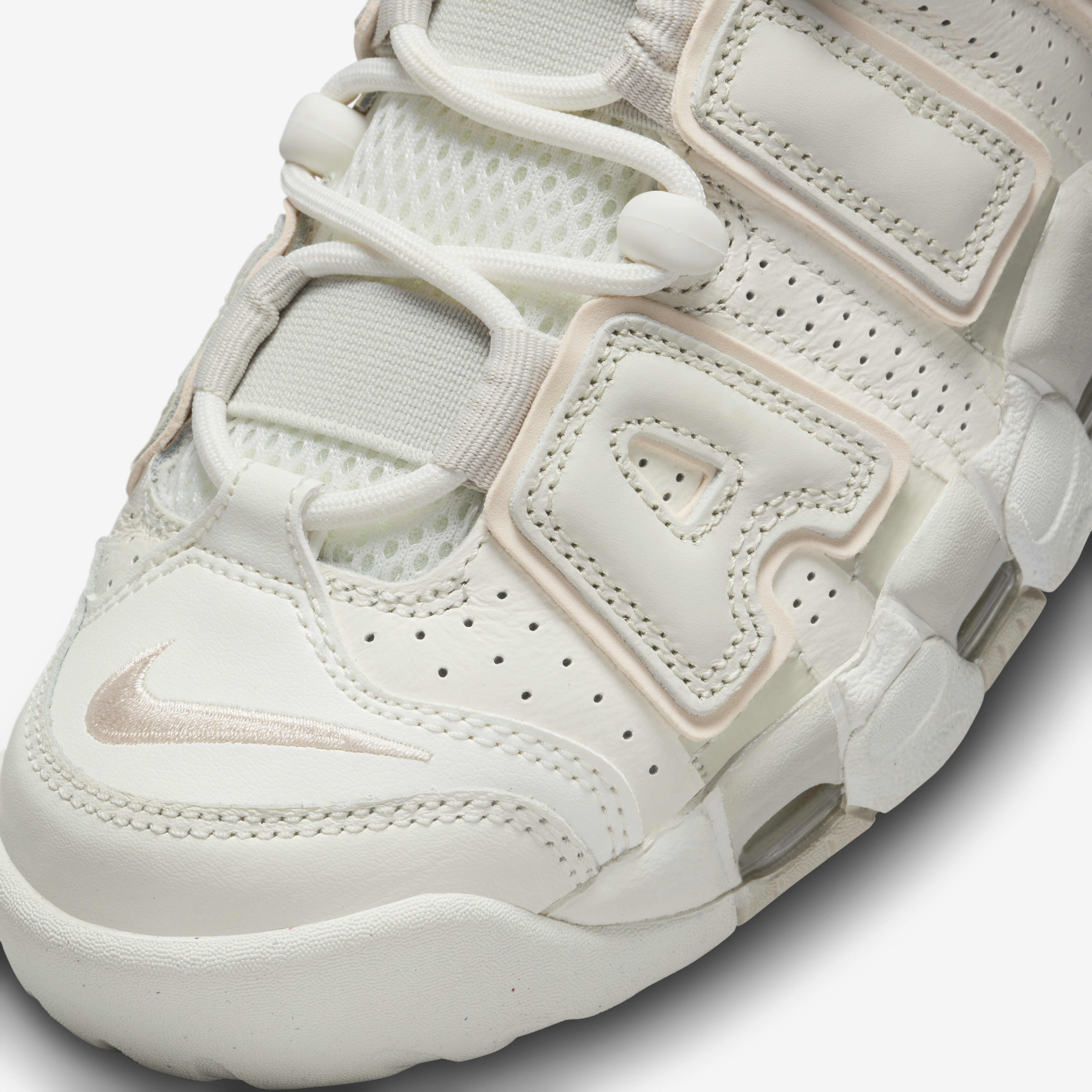 nike air uptempo women