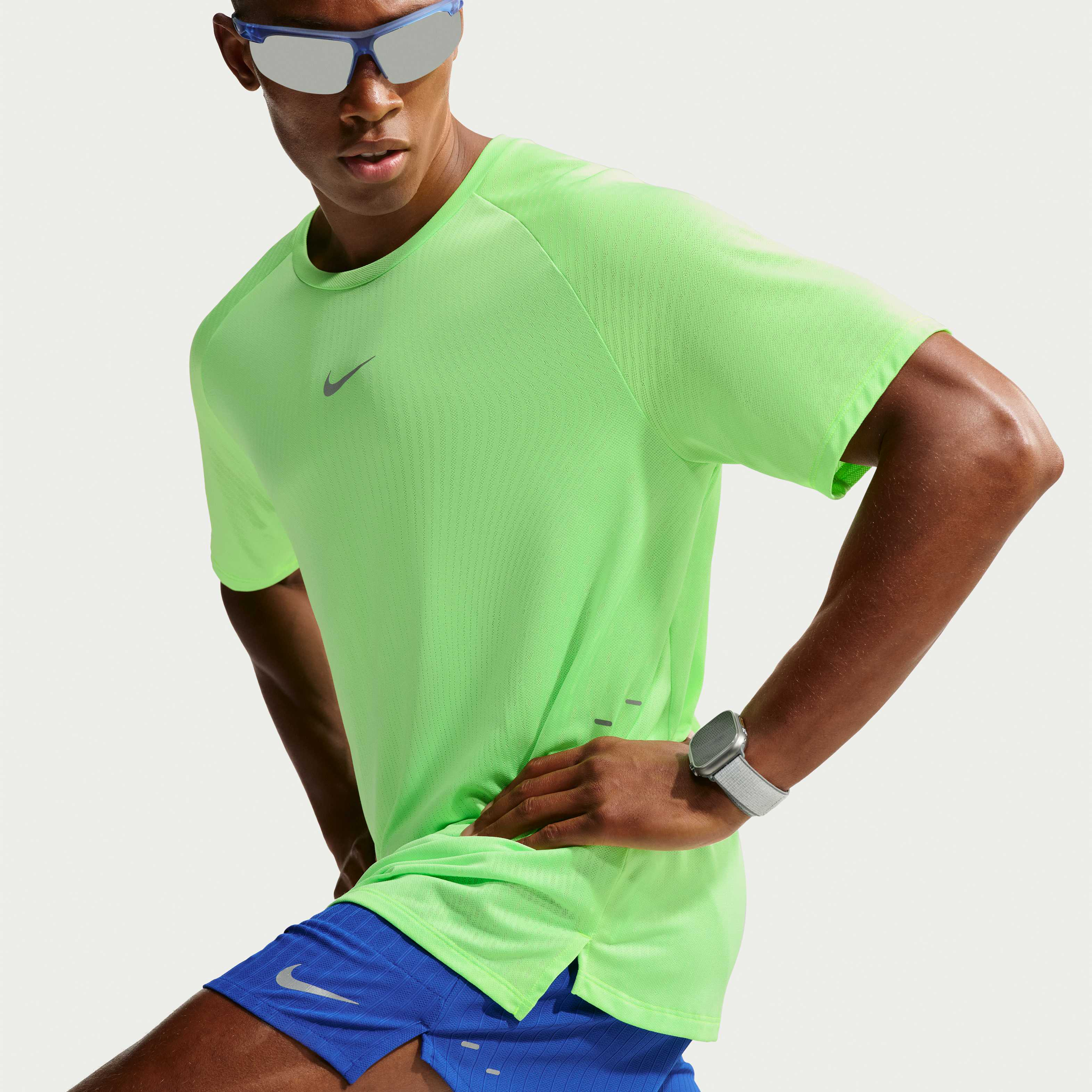 Nike Stride image number 2