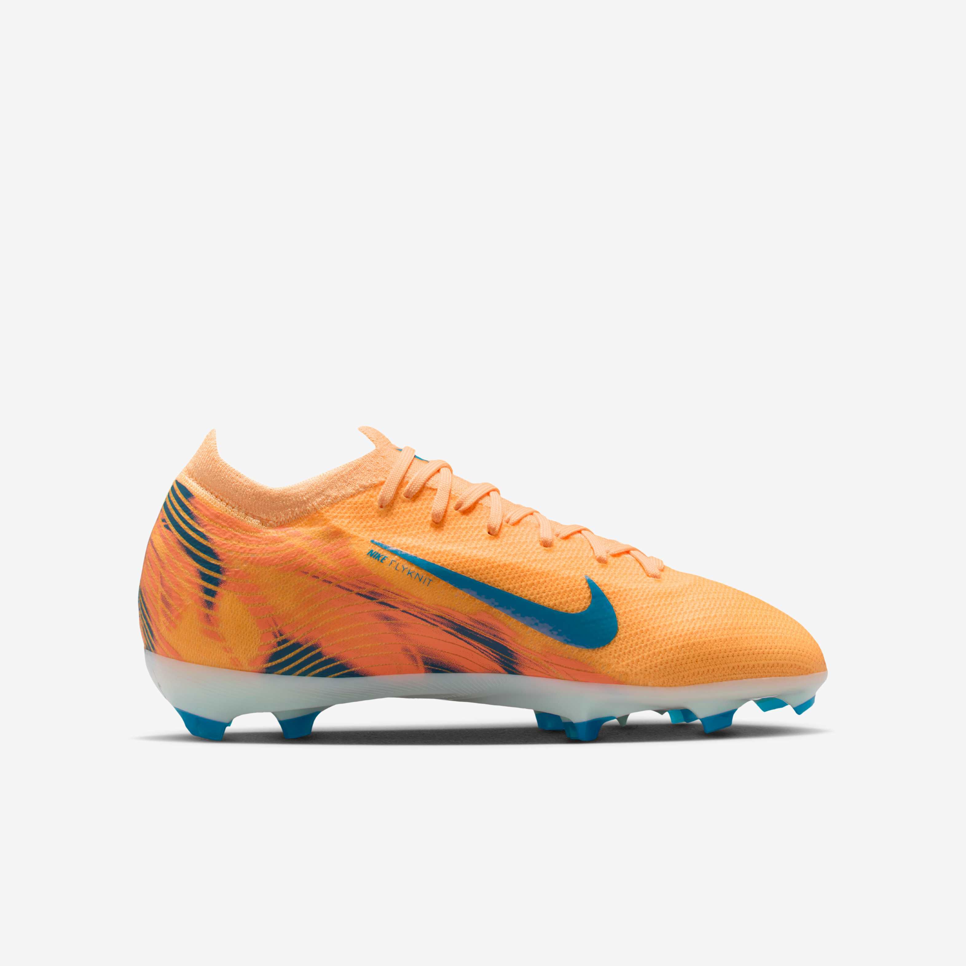 Nike Jr. Mercurial Vapor 16 Pro 'Kylian Mbapp&eacute;' image number 2
