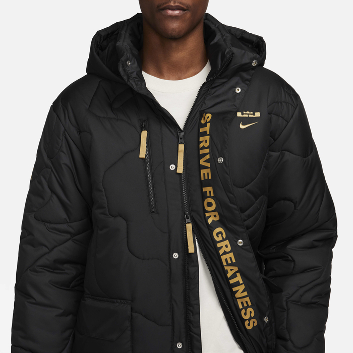 LeBron x Liverpool F.C. image number 5 LeBron x Liverpool F.C. image number 5