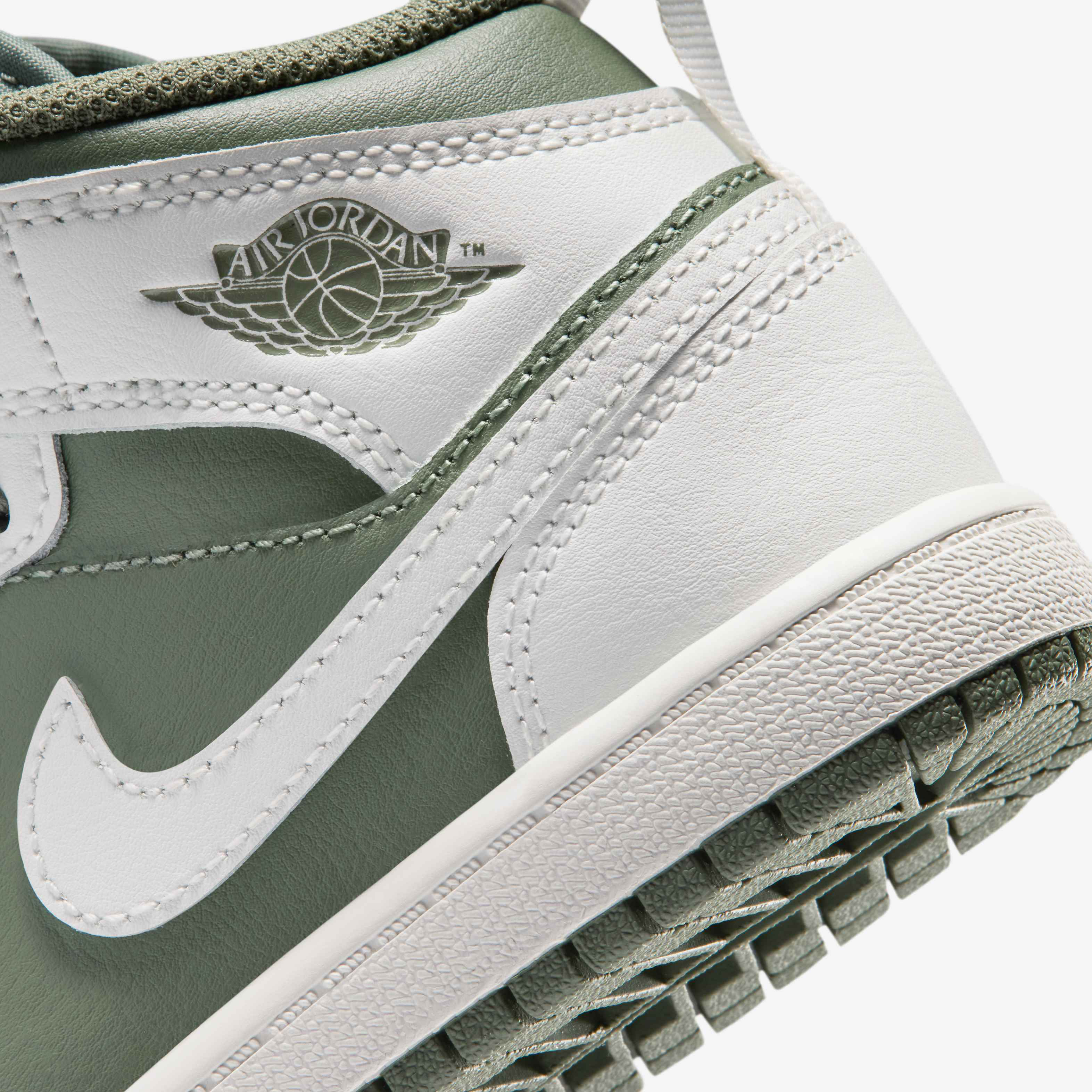 جوردن 1 ميد image number 7