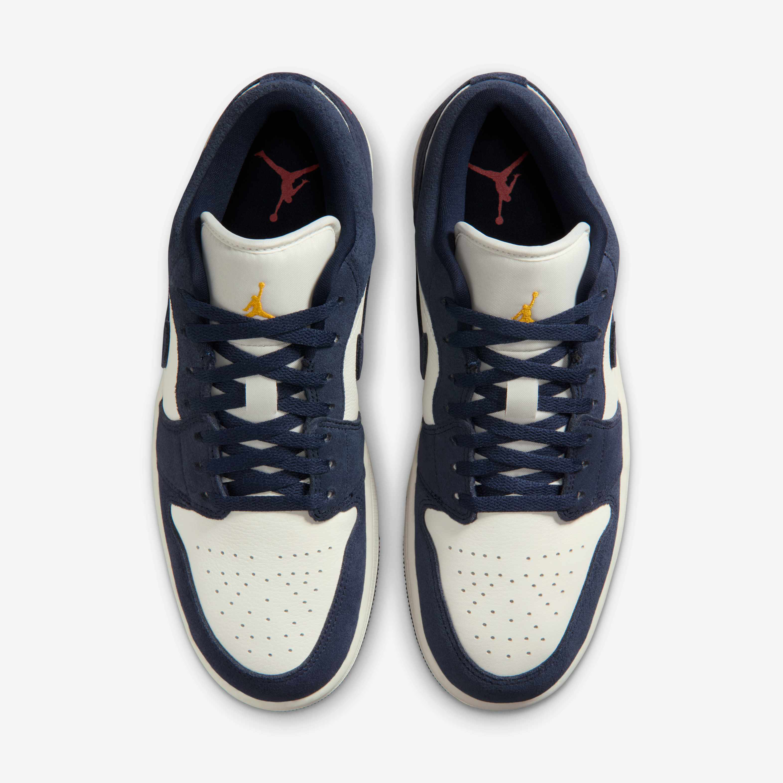Air Jordan 1 Low SE image number 3