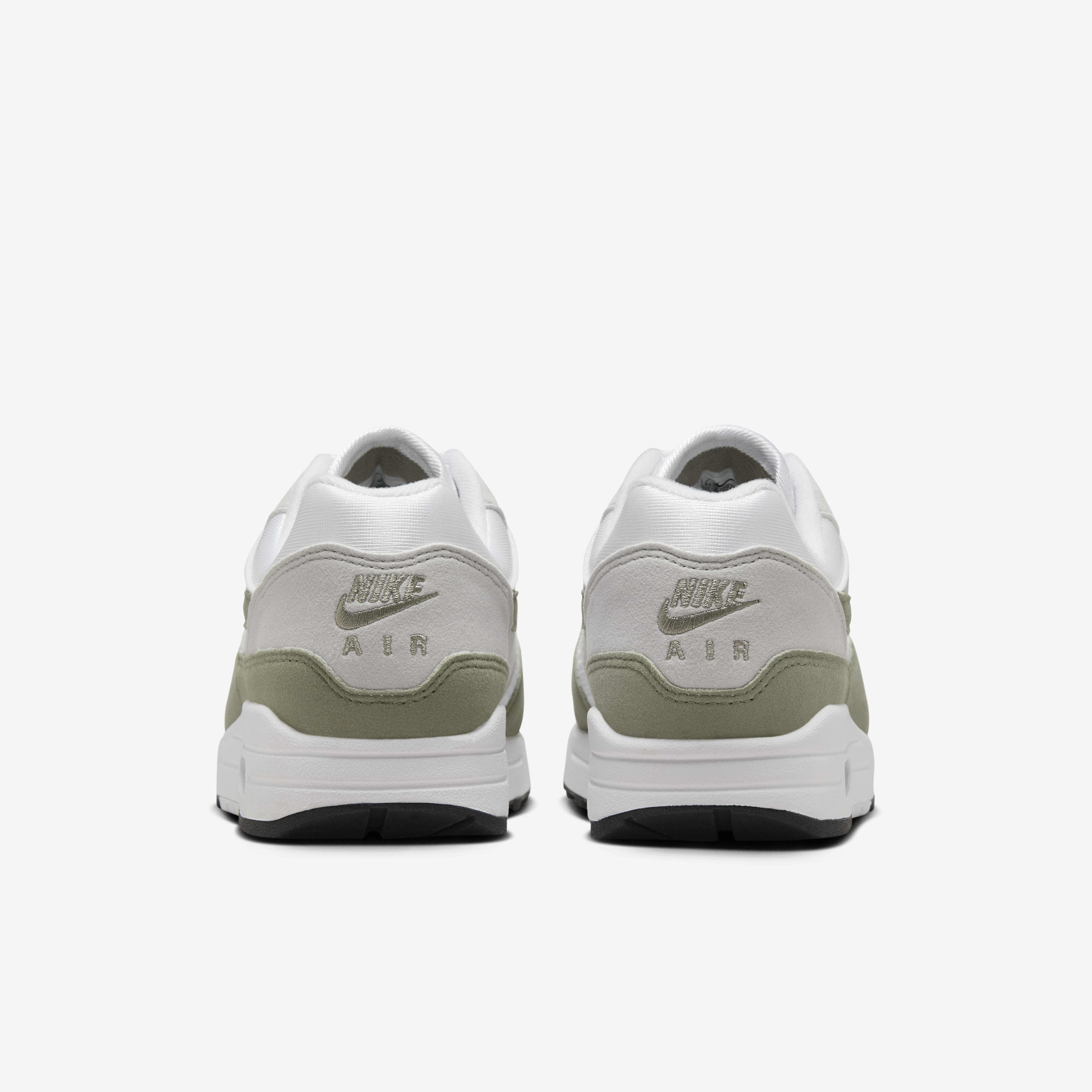 Nike Air Max 1 image number 5