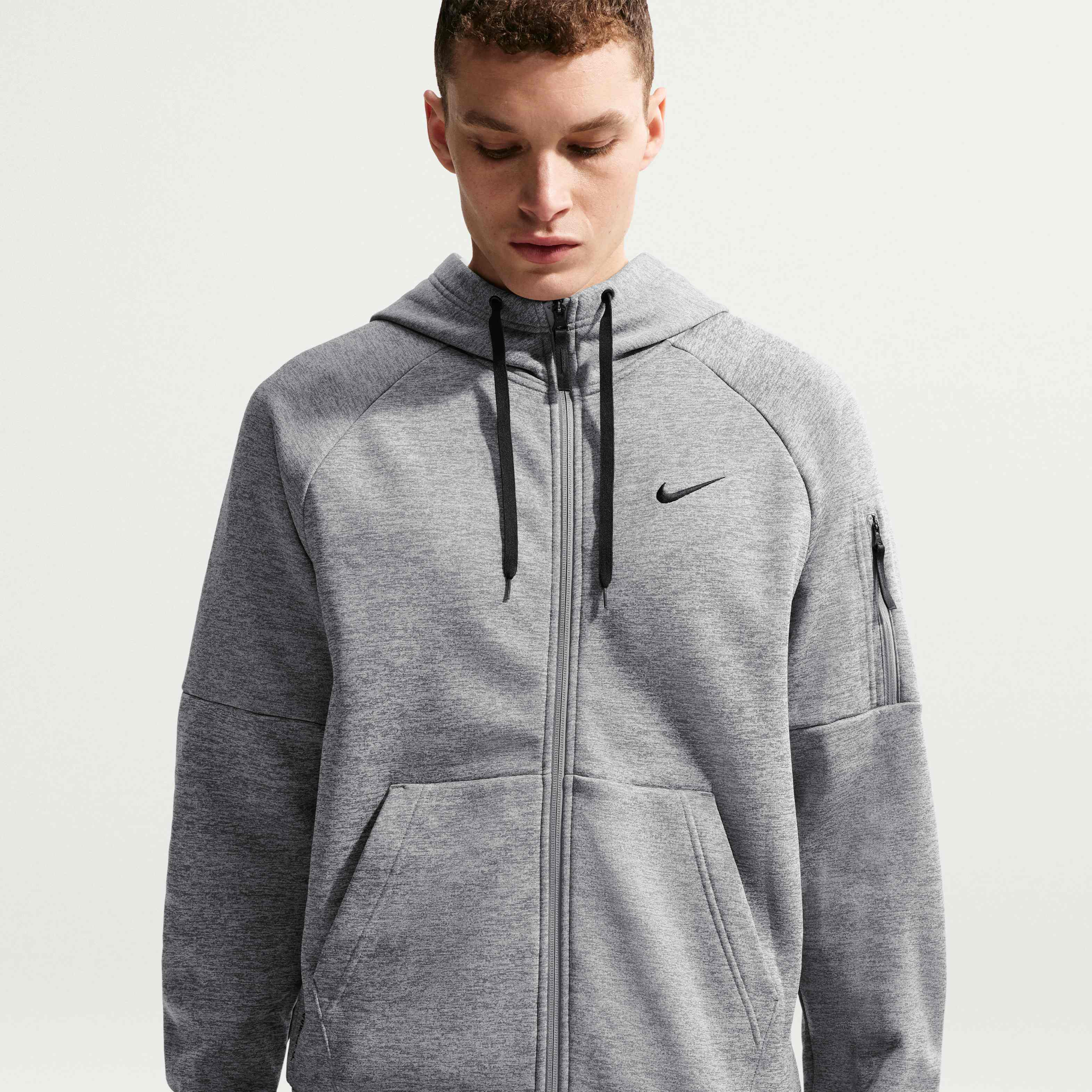 Nike Therma image number 0