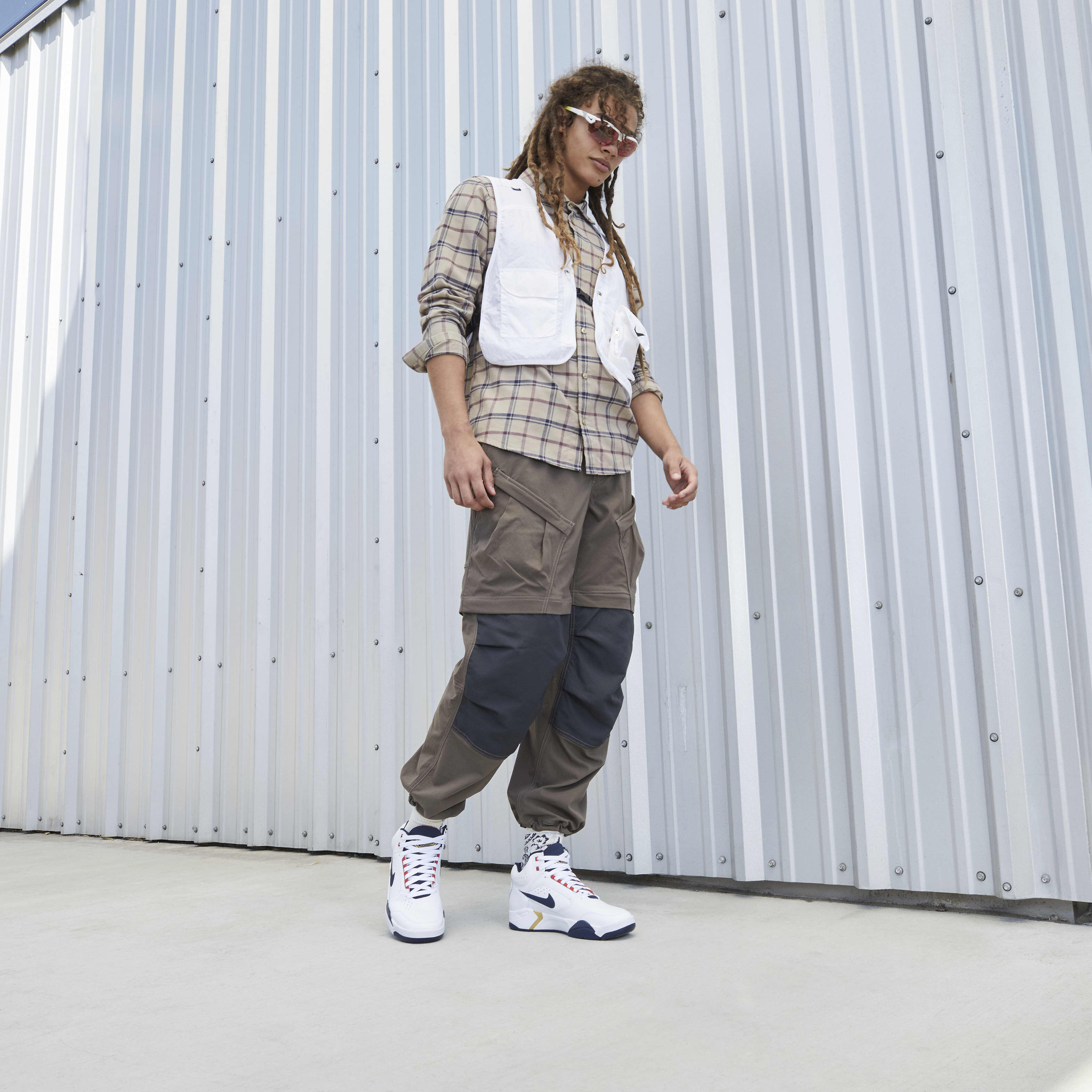 اير فلايت لايت ميد image number 9