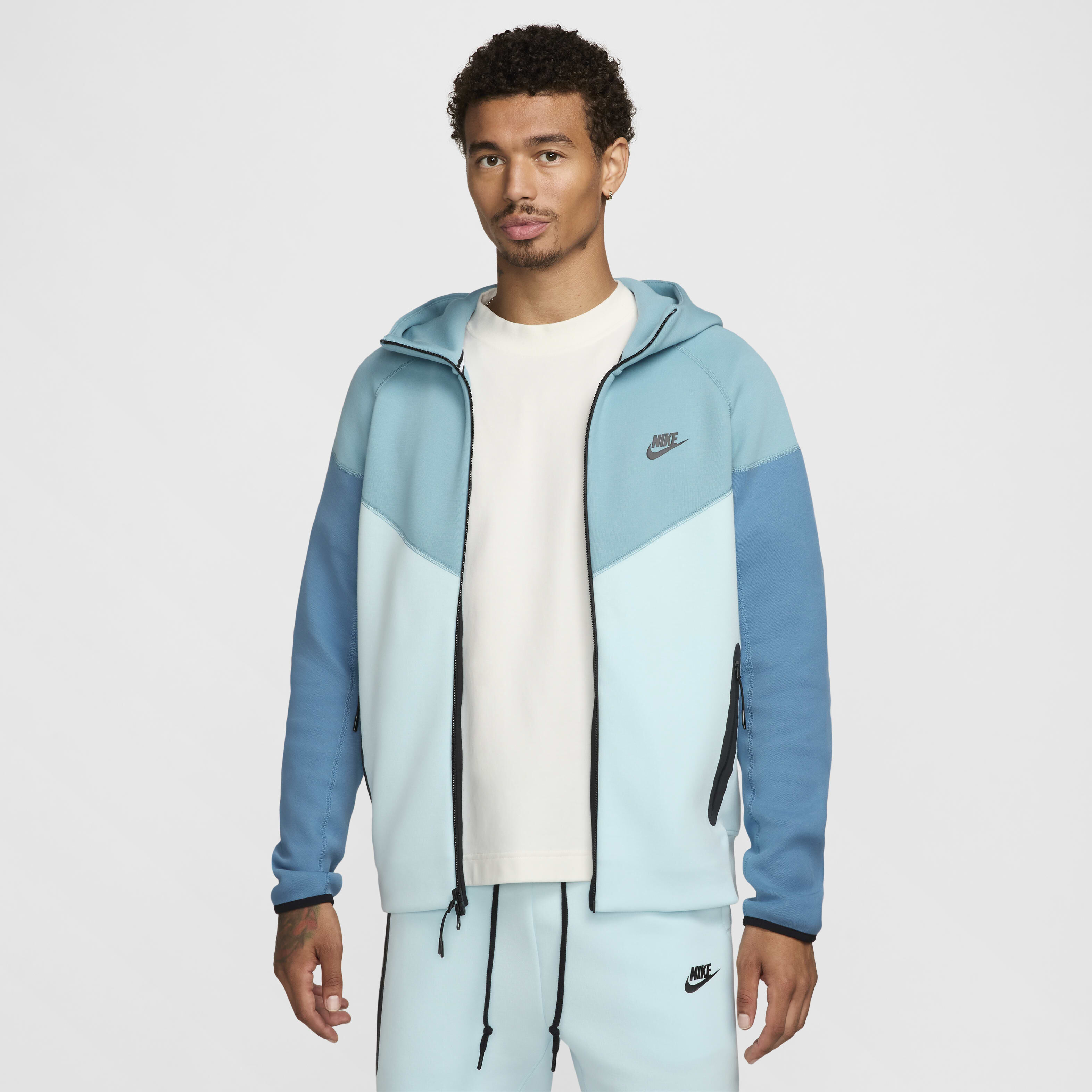 Nike tech fleece full zip windrunner jacket top