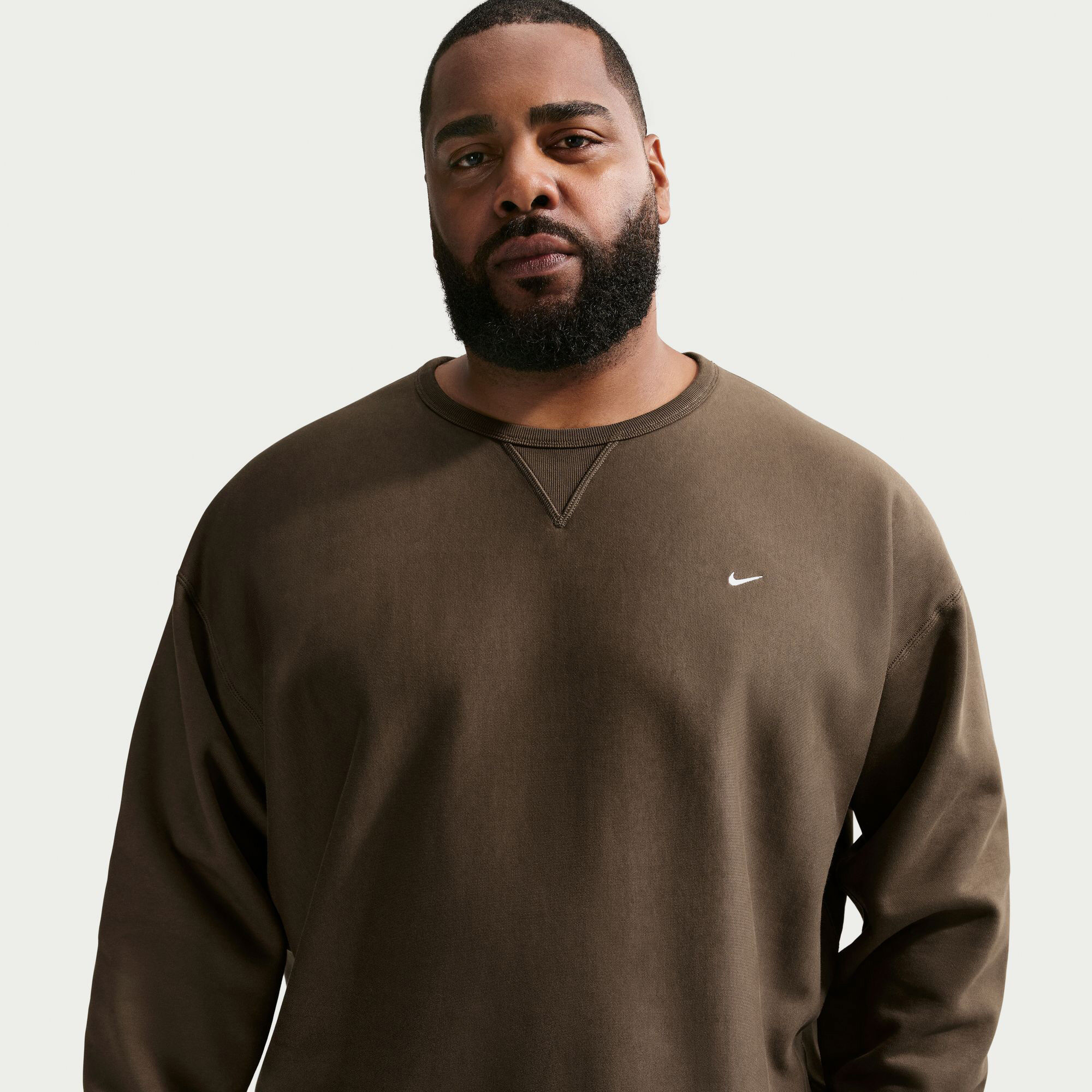 Nike Solo Swoosh image number 2