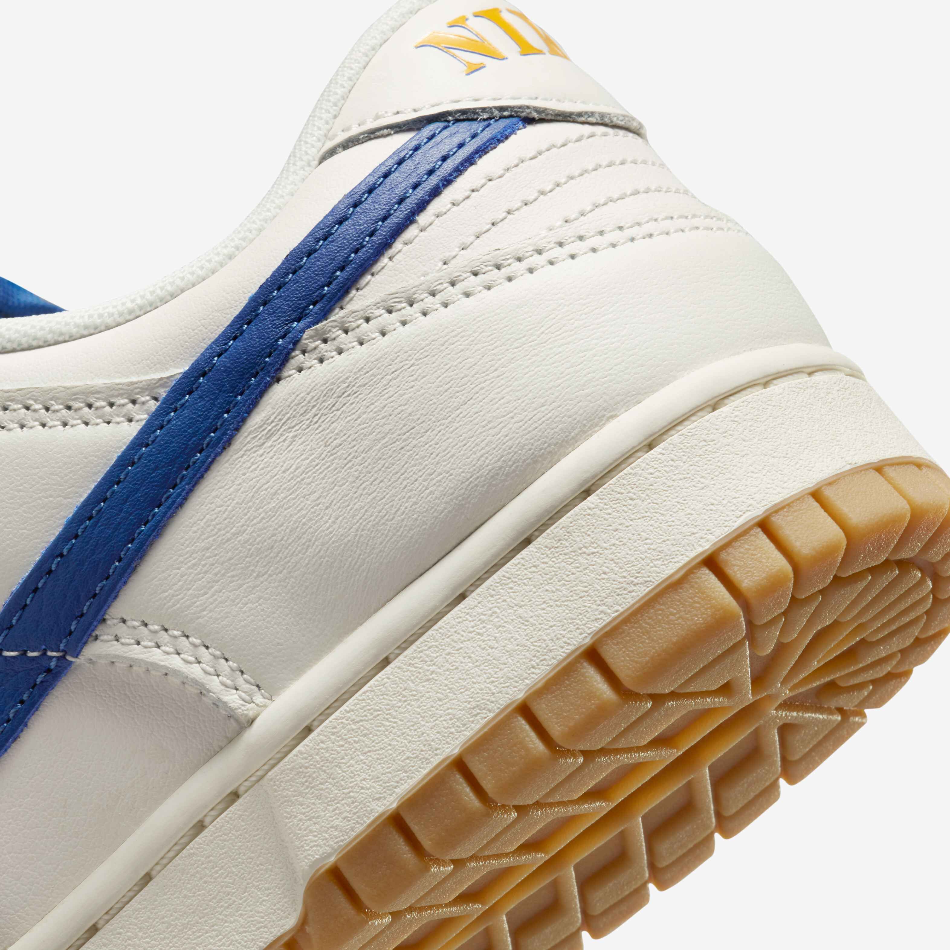 نايكي دانك لو SE image number 7