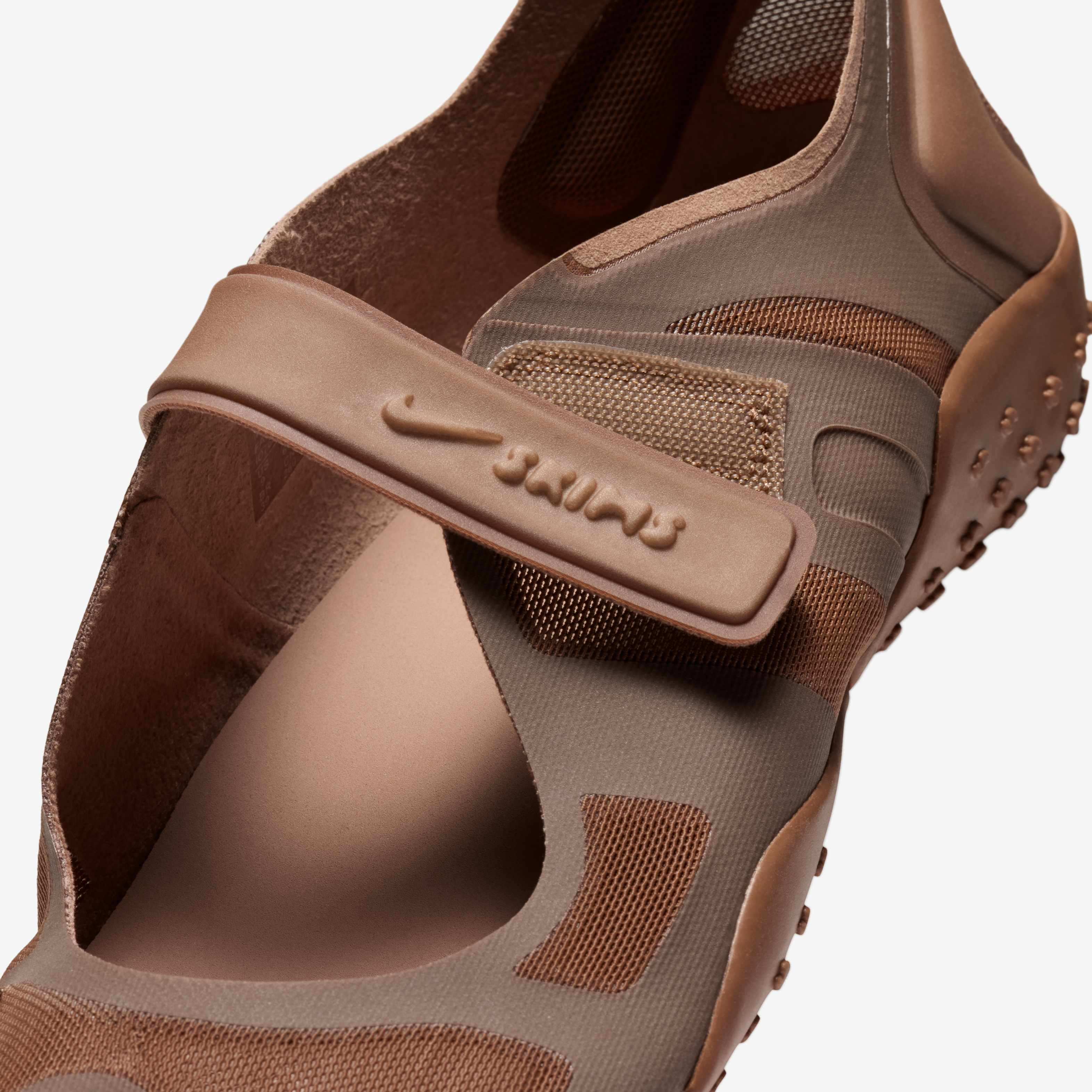 NikeSKIMS Rift Mesh image number 6