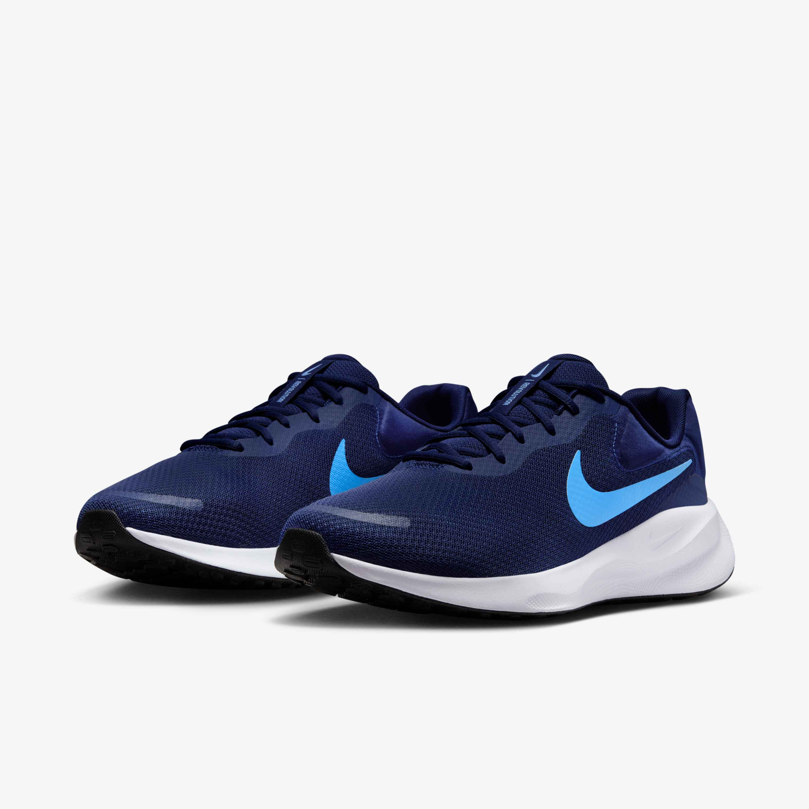 Nike Revolution 7 image number 4
