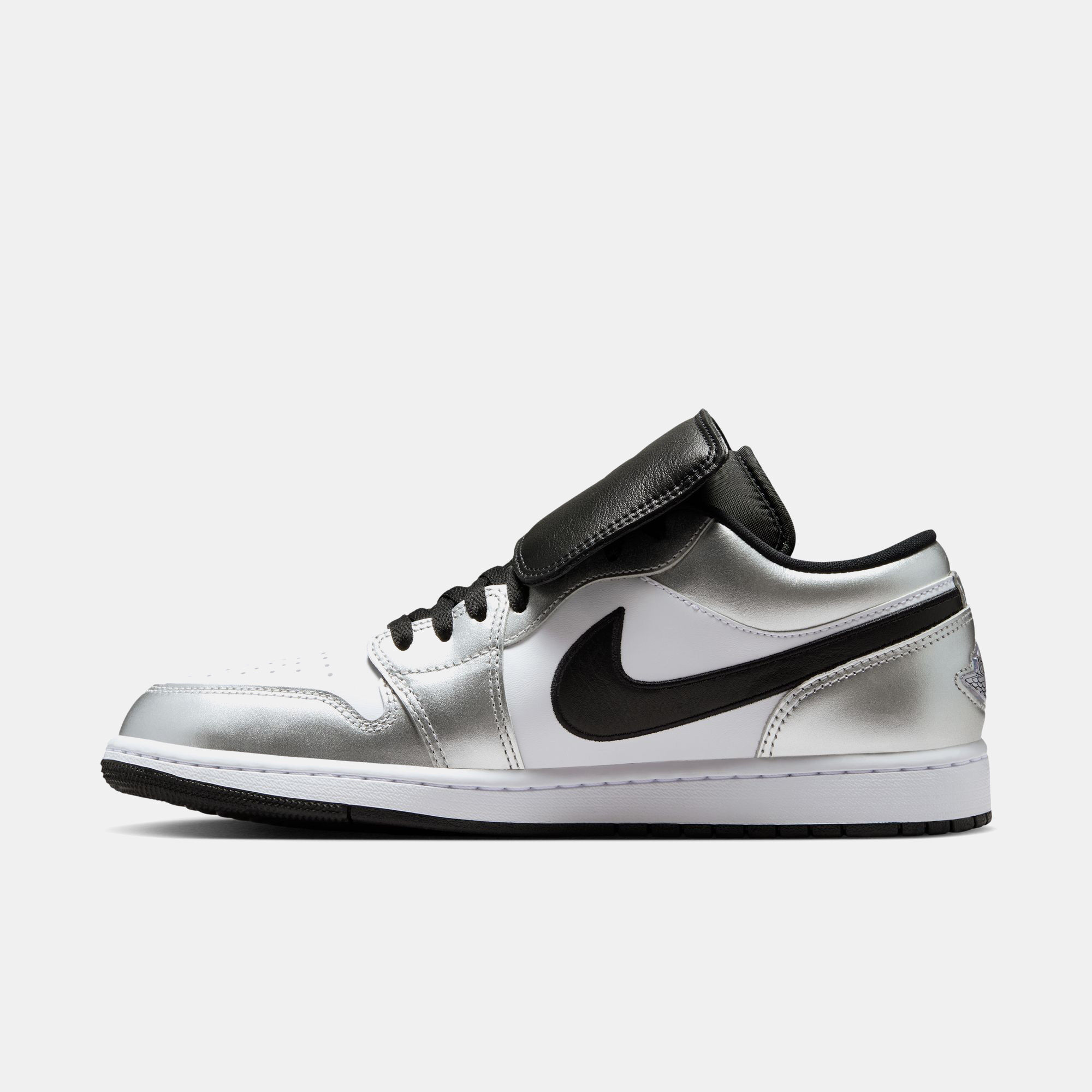 اير جوردن 1 لو SE image number 4