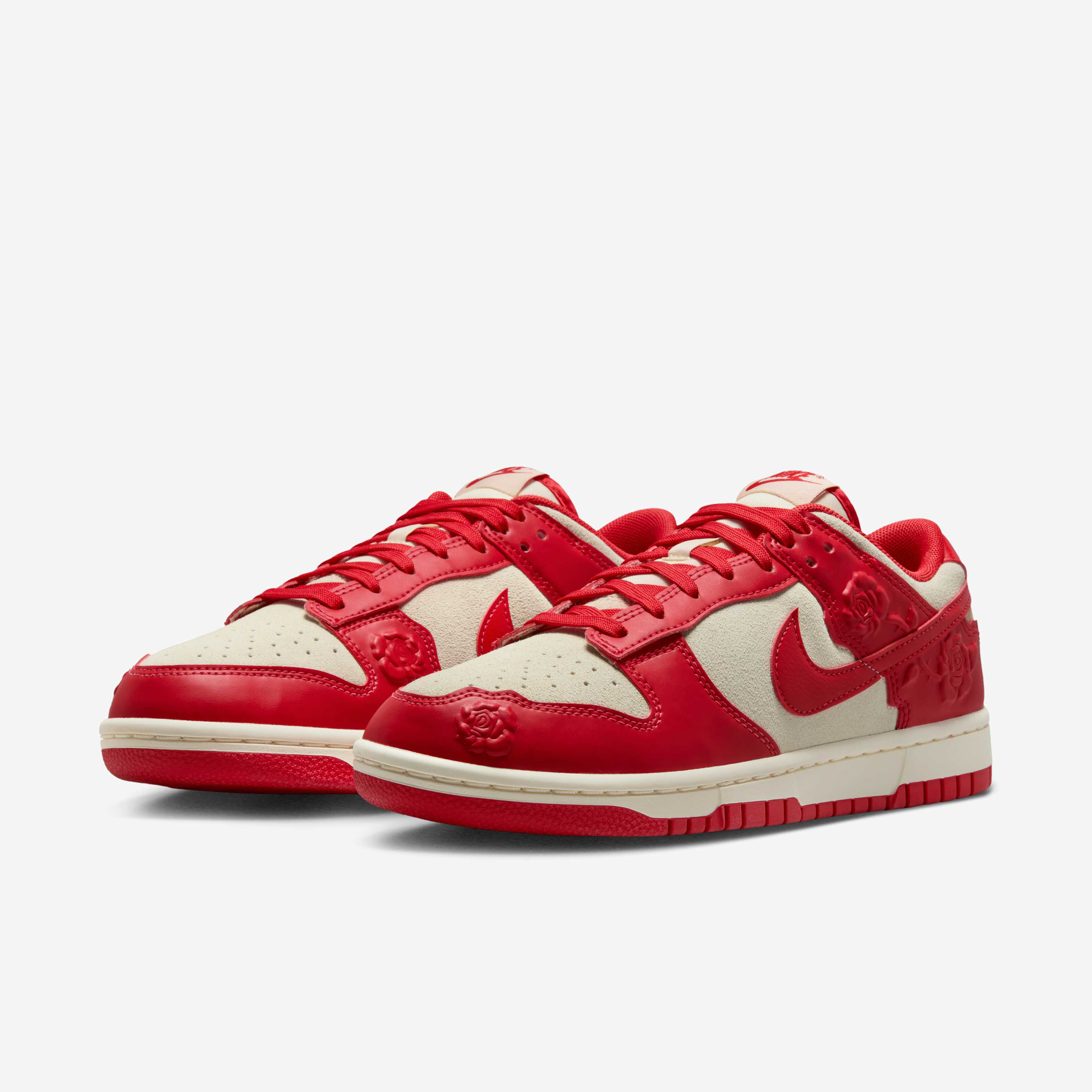 Nike Dunk Low image number 4