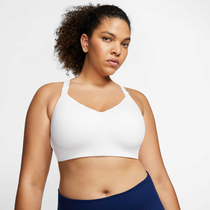 نايكي رايفال